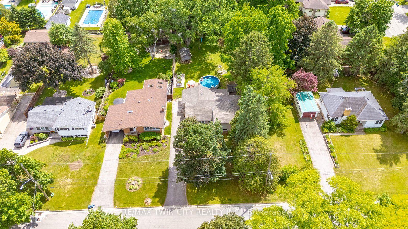 Photo 24 of 58 Kinnard Road, Brantford, Oakhill Dr — HOMEH