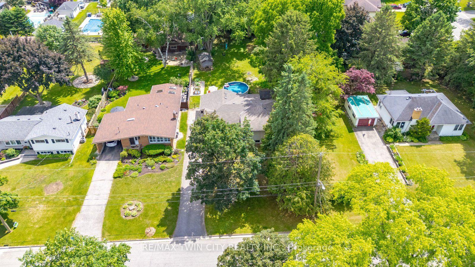 Photo 30 of 58 Kinnard Road, Brantford, Oakhill Dr — HOMEH