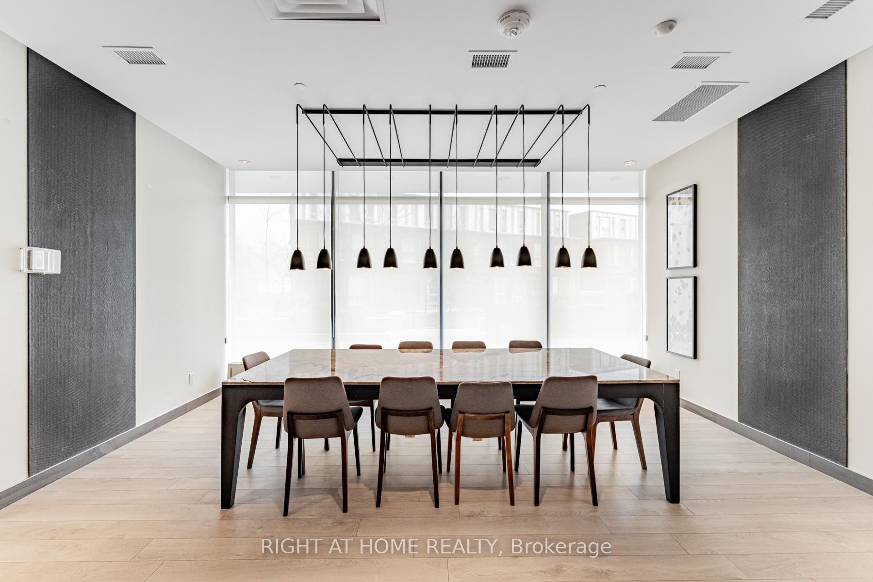 Photo 25 of Unit 7, 128 Fairview Mall Drive, North York, Don Valley Village — HOMEH