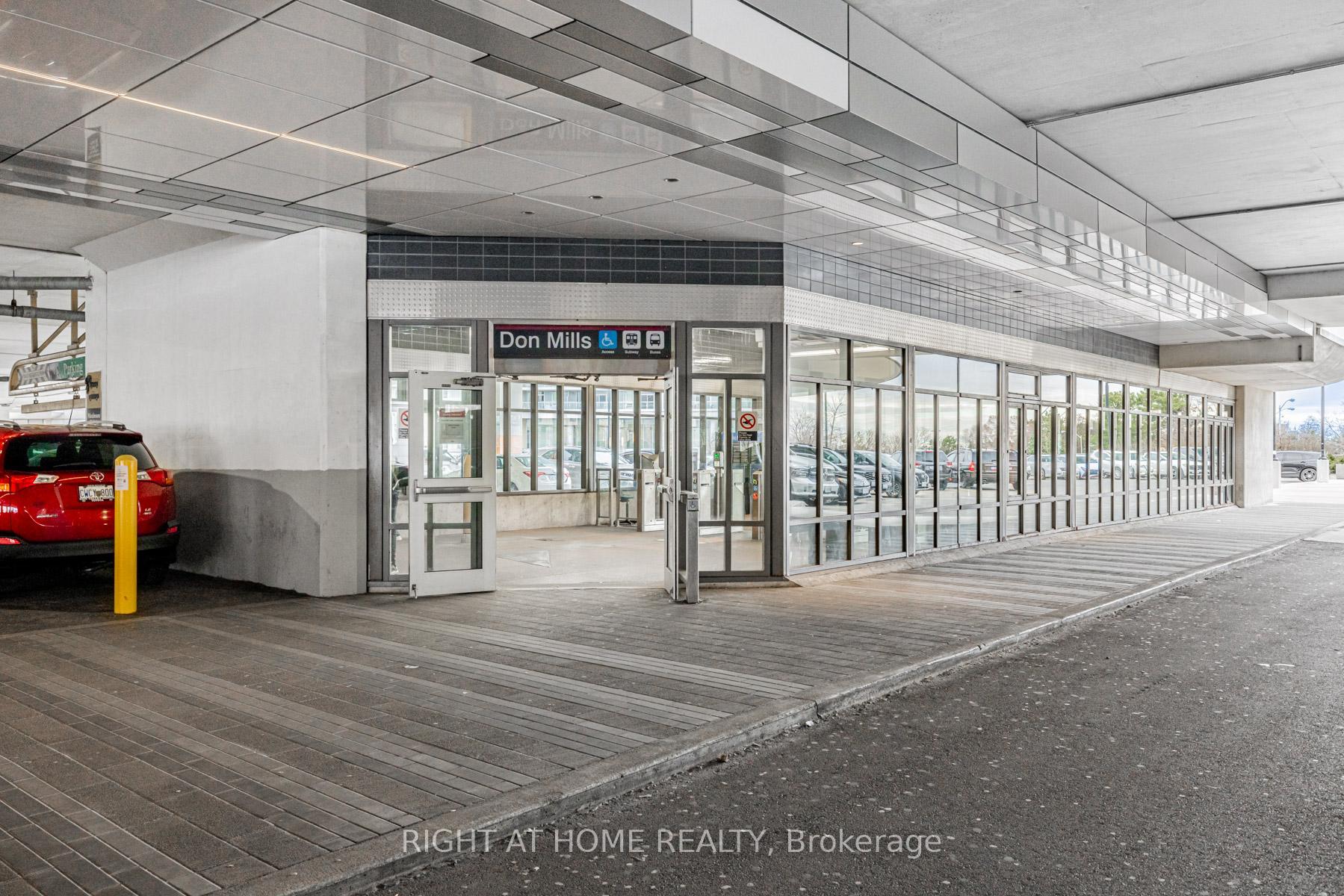 Photo 28 of Unit 7, 128 Fairview Mall Drive, North York, Don Valley Village — HOMEH