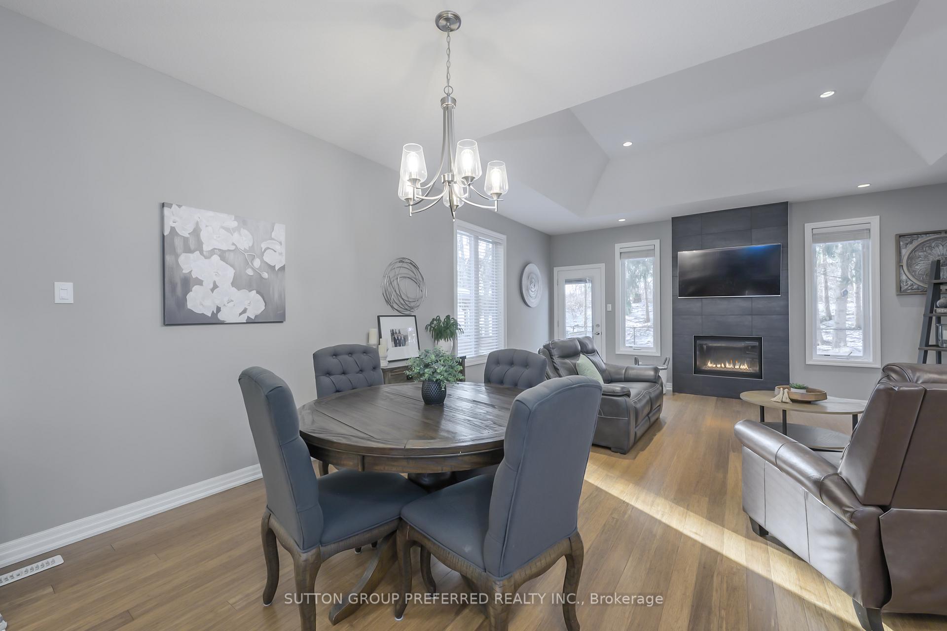 Photo 16 of 21 Caverhill Crescent, Middlesex Centre, Komoka — HOMEH
