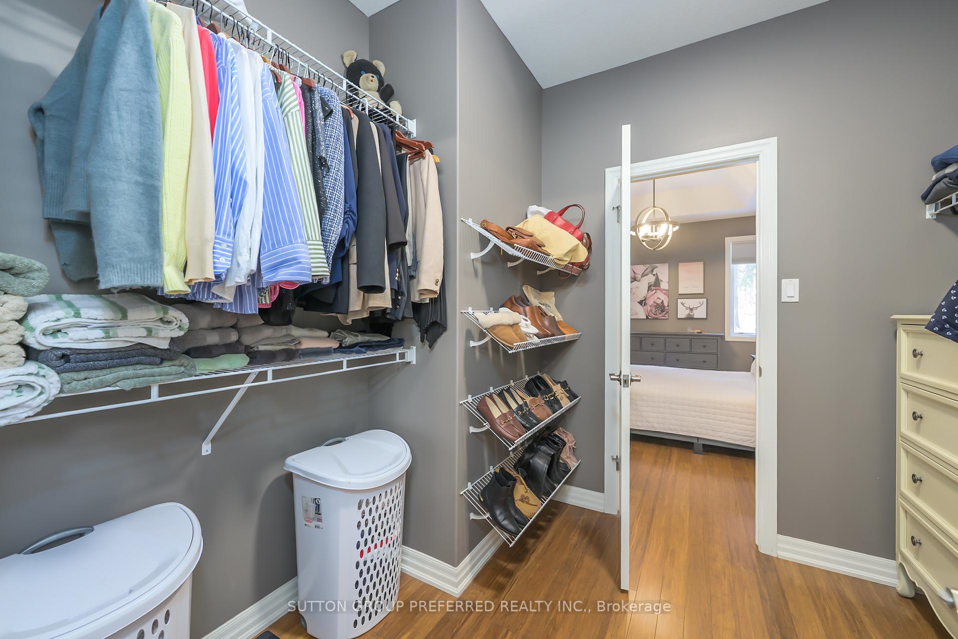 Photo 26 of 21 Caverhill Crescent, Middlesex Centre, Komoka — HOMEH