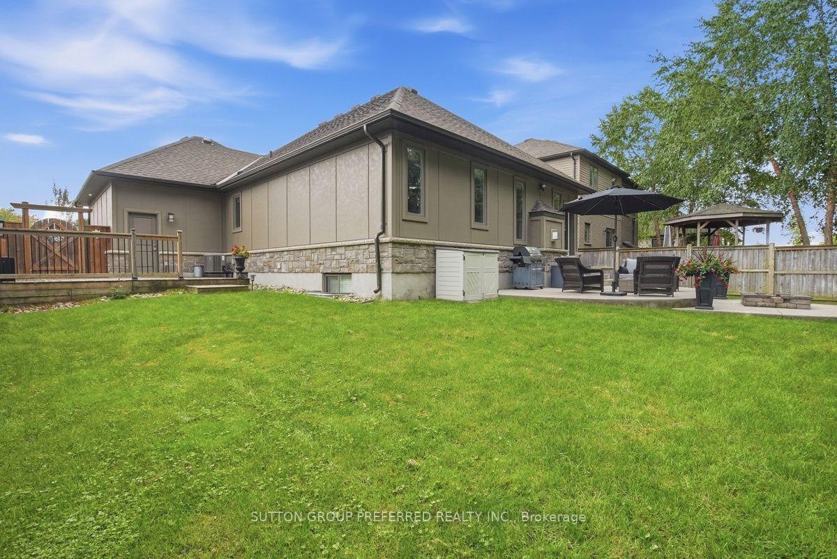 Photo 45 of 21 Caverhill Crescent, Middlesex Centre, Komoka — HOMEH