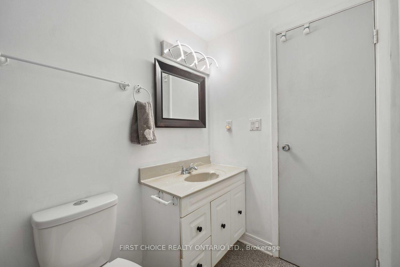 Photo 19 of 337 Amiens Street, Ottawa, Bilberry Creek/Queenswood Heights — HOMEH