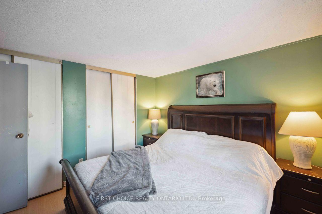 Photo 23 of 337 Amiens Street, Ottawa, Bilberry Creek/Queenswood Heights — HOMEH