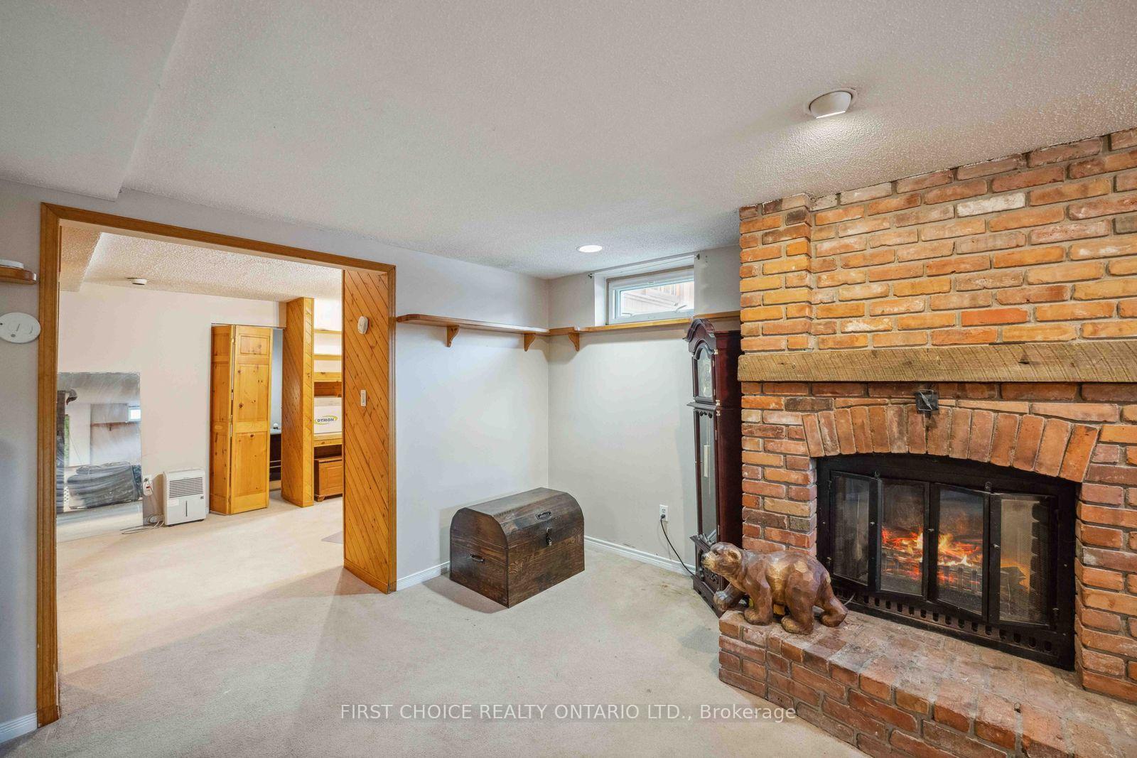 Photo 35 of 337 Amiens Street, Ottawa, Bilberry Creek/Queenswood Heights — HOMEH