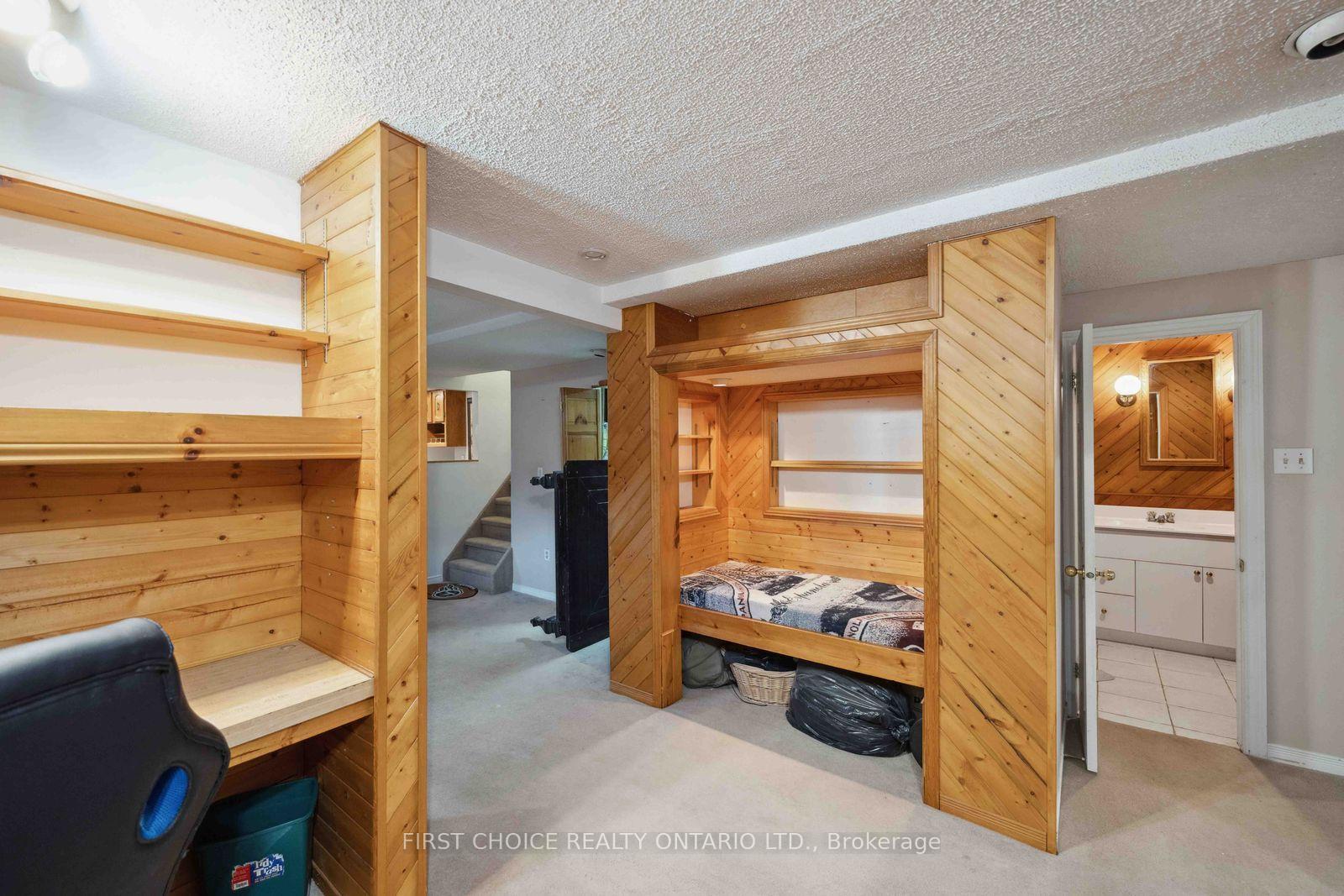 Photo 37 of 337 Amiens Street, Ottawa, Bilberry Creek/Queenswood Heights — HOMEH