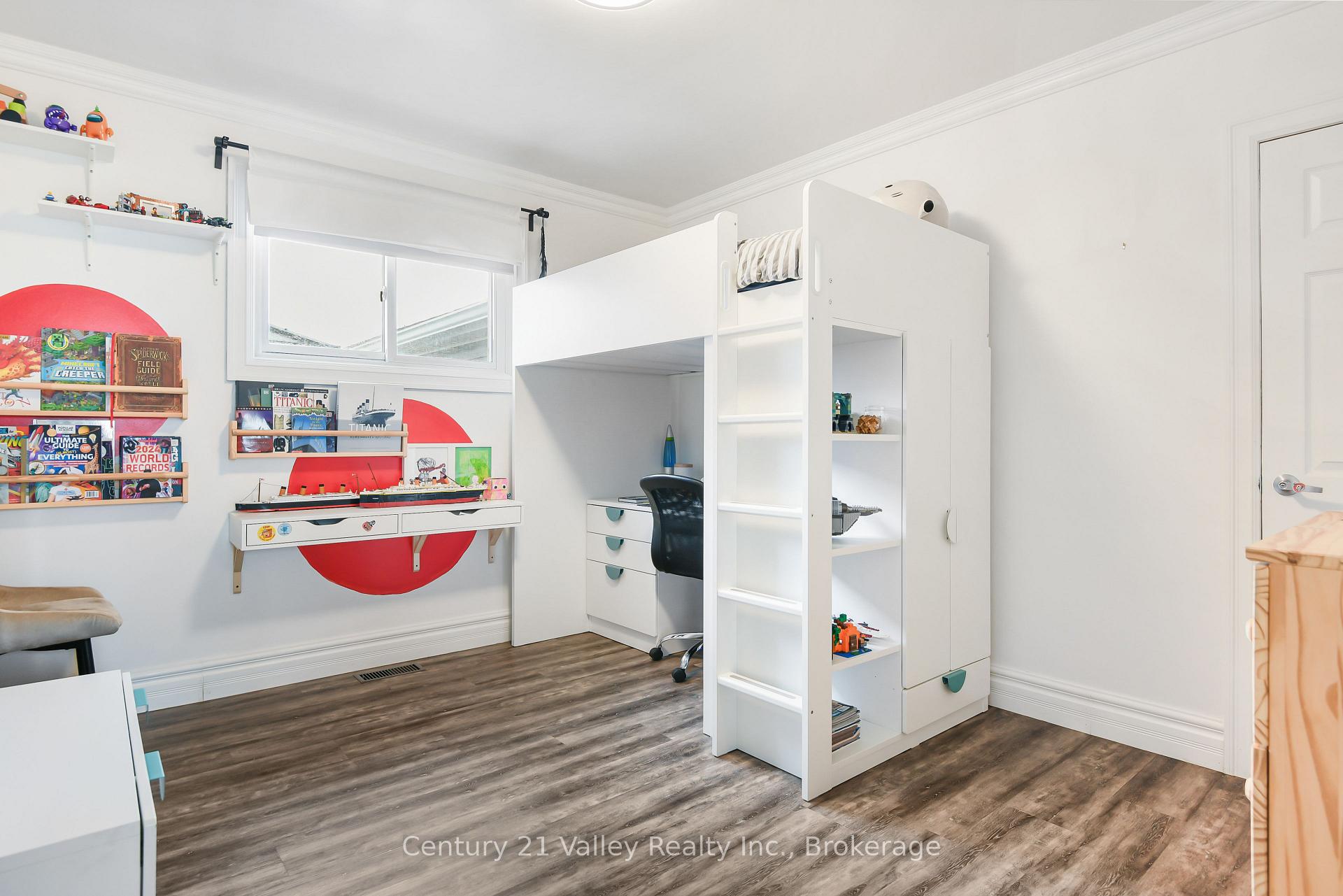 Photo 17 of 785 Eighth Street, Renfrew, Renfrew — HOMEH