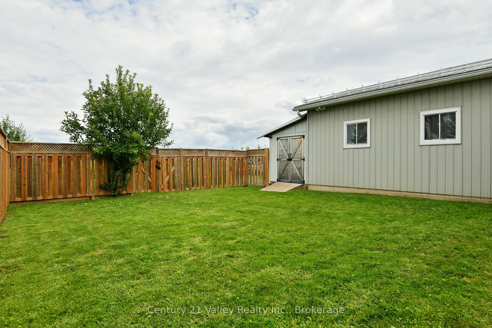 Photo 35 of 785 Eighth Street, Renfrew, Renfrew — HOMEH