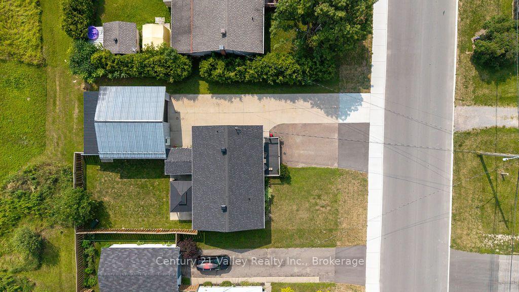 Photo 45 of 785 Eighth Street, Renfrew, Renfrew — HOMEH