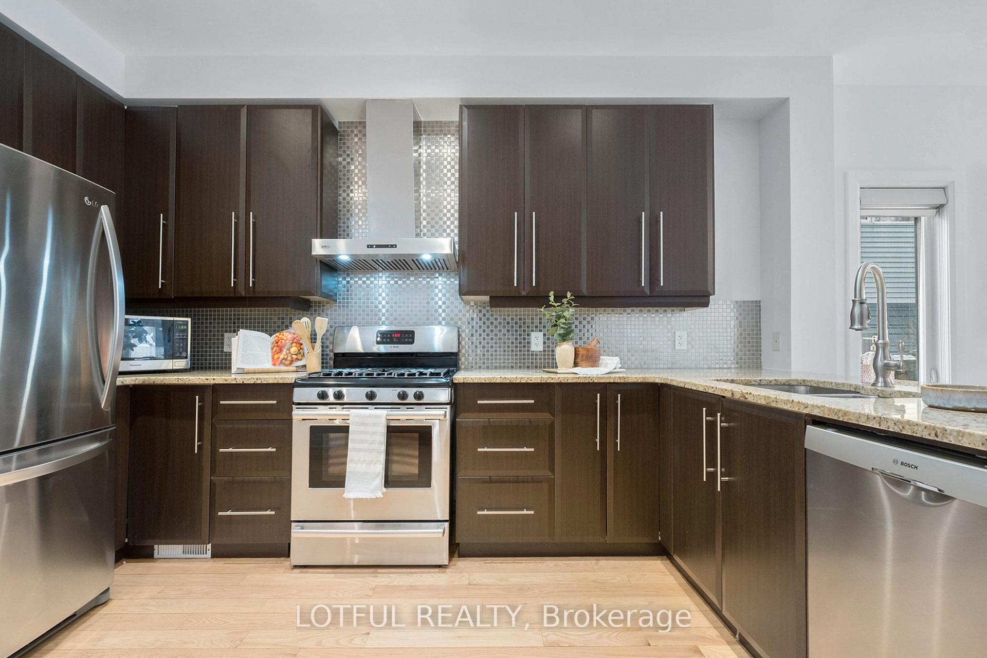 Photo 5 of Unit A, 58 Young Street, Ottawa, West Centre Town — HOMEH
