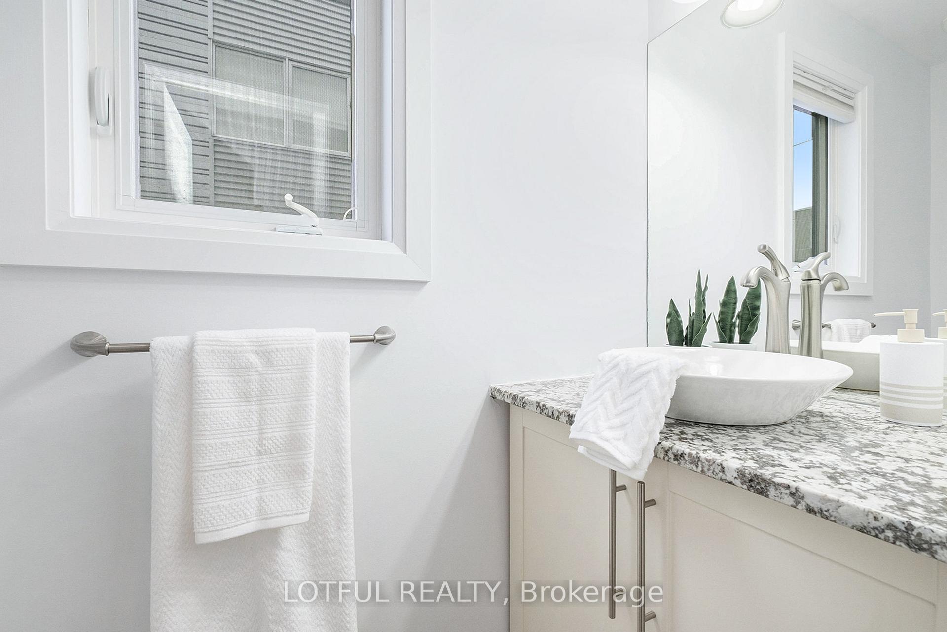 Photo 13 of Unit A, 58 Young Street, Ottawa, West Centre Town — HOMEH