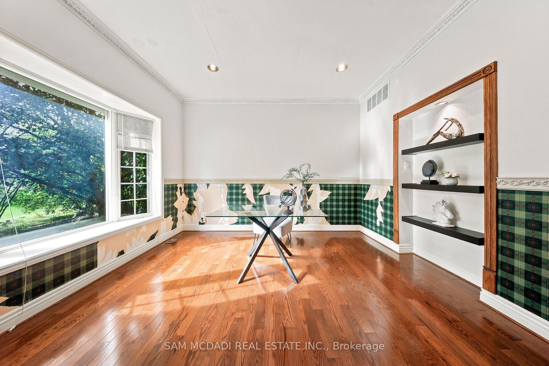 Photo 16 of 41 Cooperage Crescent, Richmond Hill, Westbrook — HOMEH