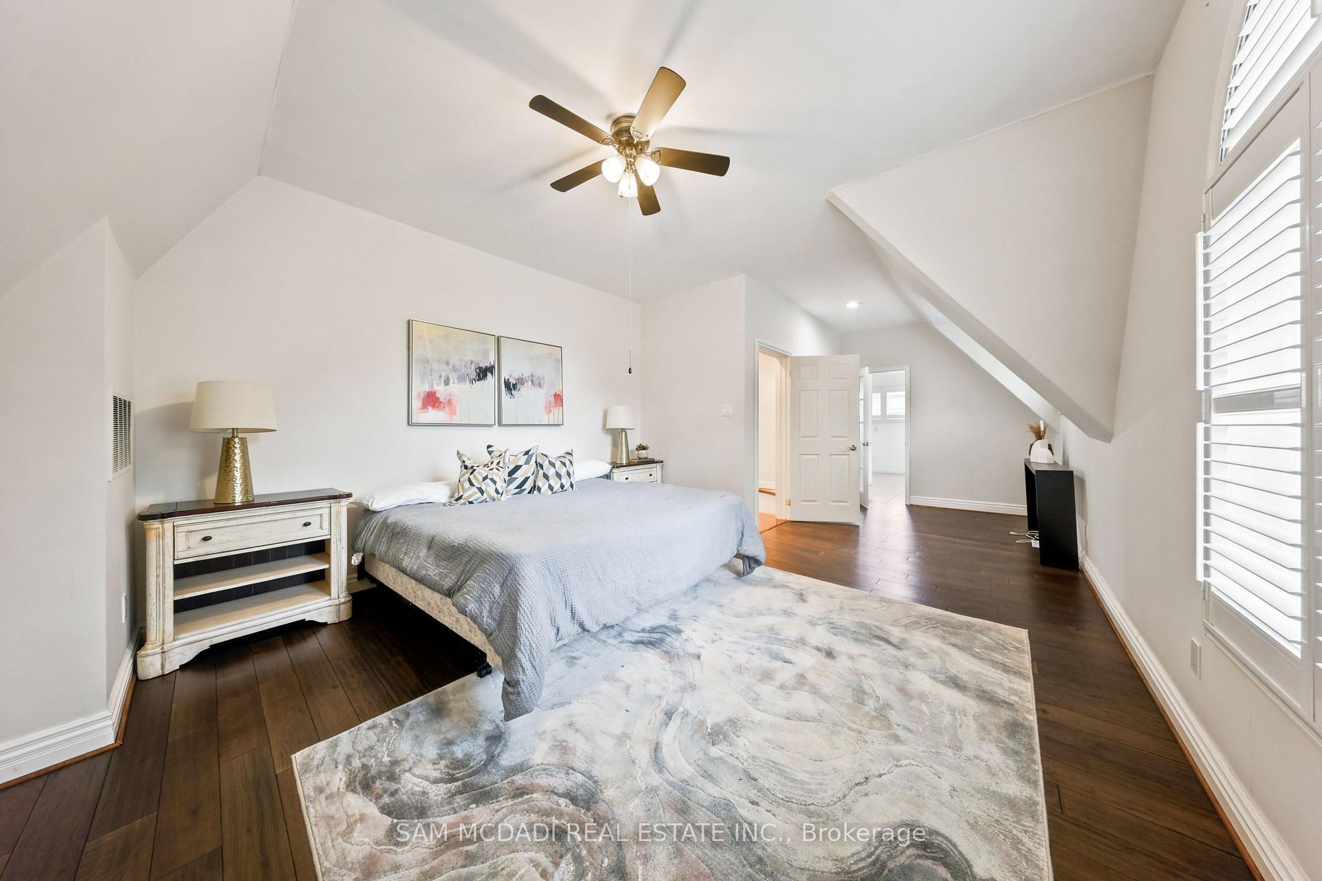 Photo 25 of 41 Cooperage Crescent, Richmond Hill, Westbrook — HOMEH