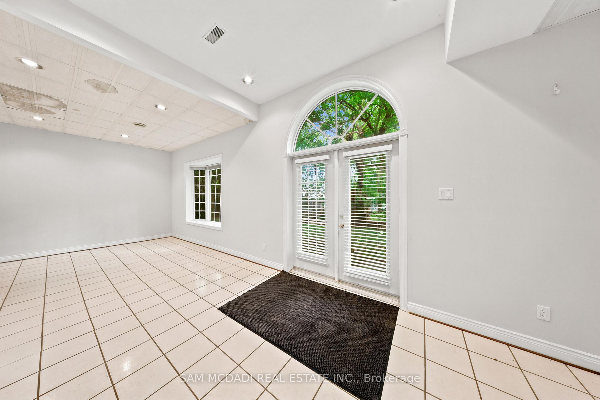 Photo 39 of 41 Cooperage Crescent, Richmond Hill, Westbrook — HOMEH