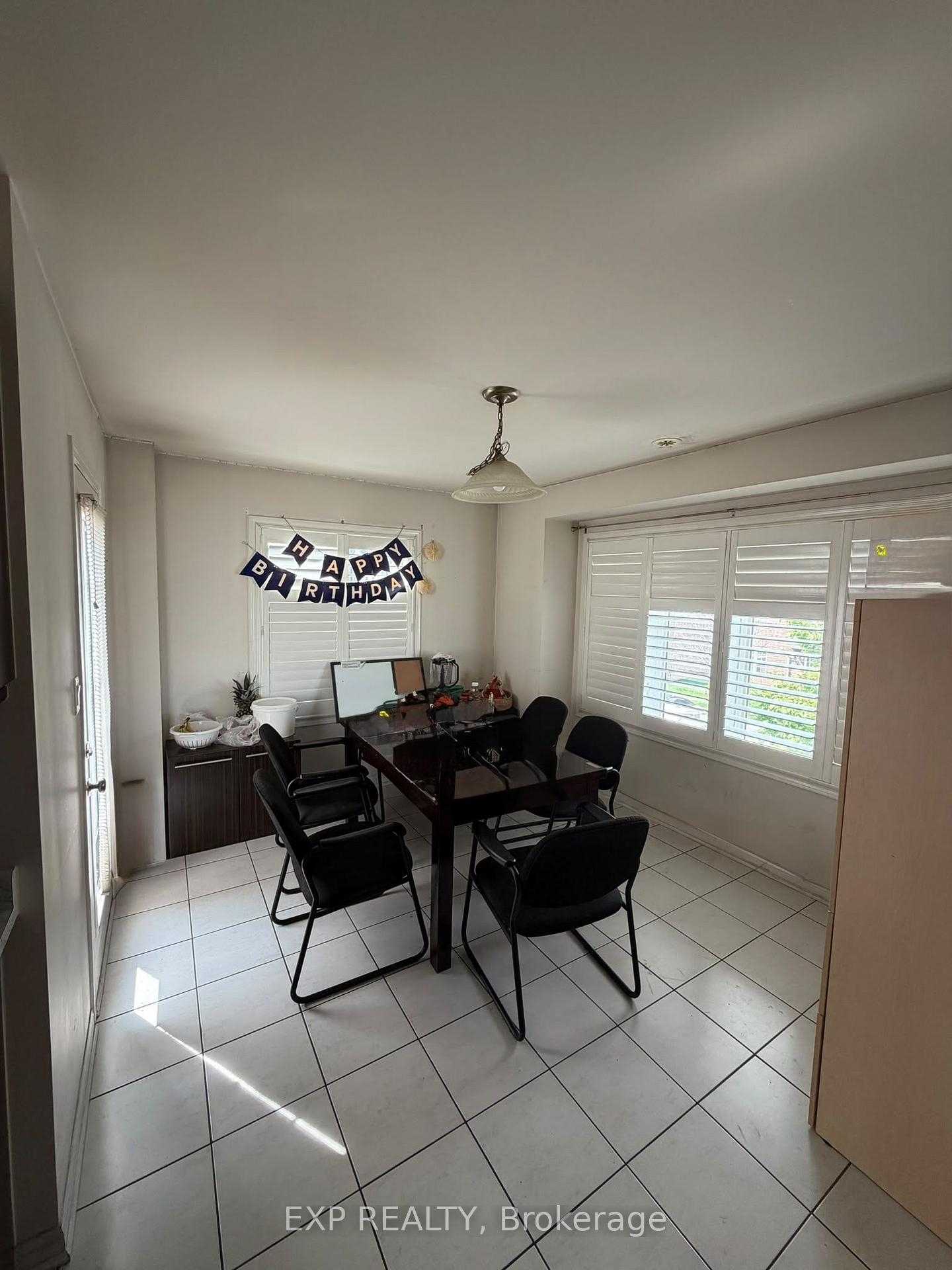 Photo 9 of 75 Agricola Road, Brampton, Northwest Brampton — HOMEH