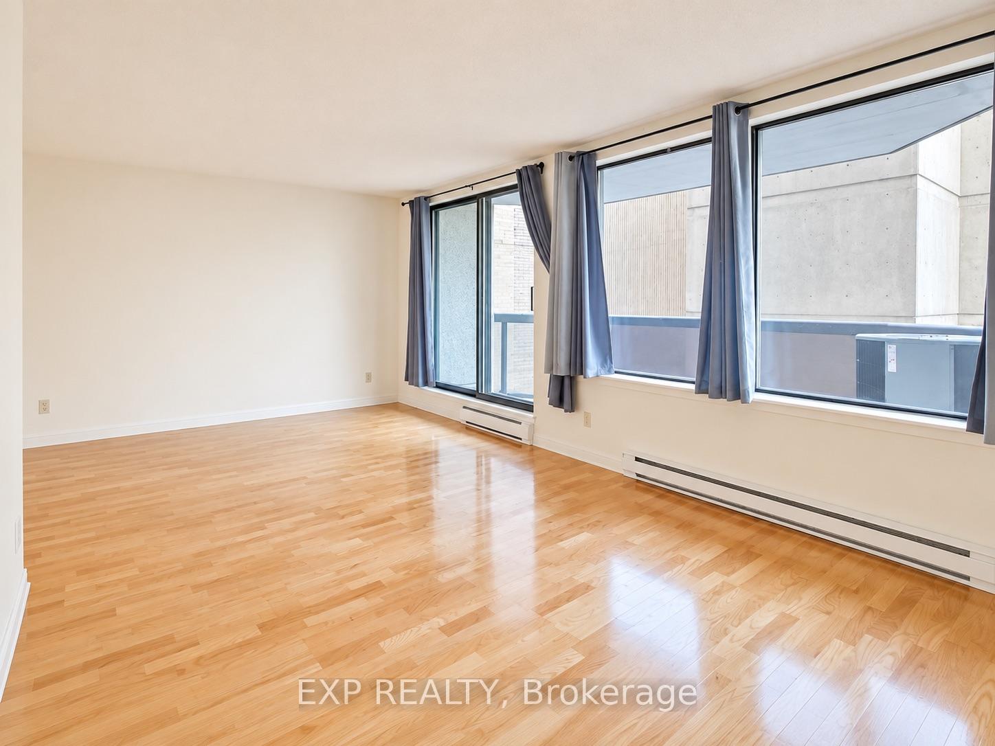 Photo 6 of Unit 403, 470 Laurier Avenue W, Ottawa, Ottawa Centre — HOMEH