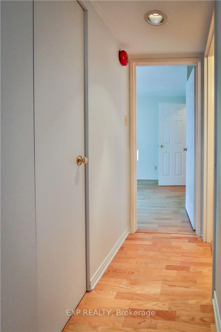 Photo 13 of Unit 403, 470 Laurier Avenue W, Ottawa, Ottawa Centre — HOMEH