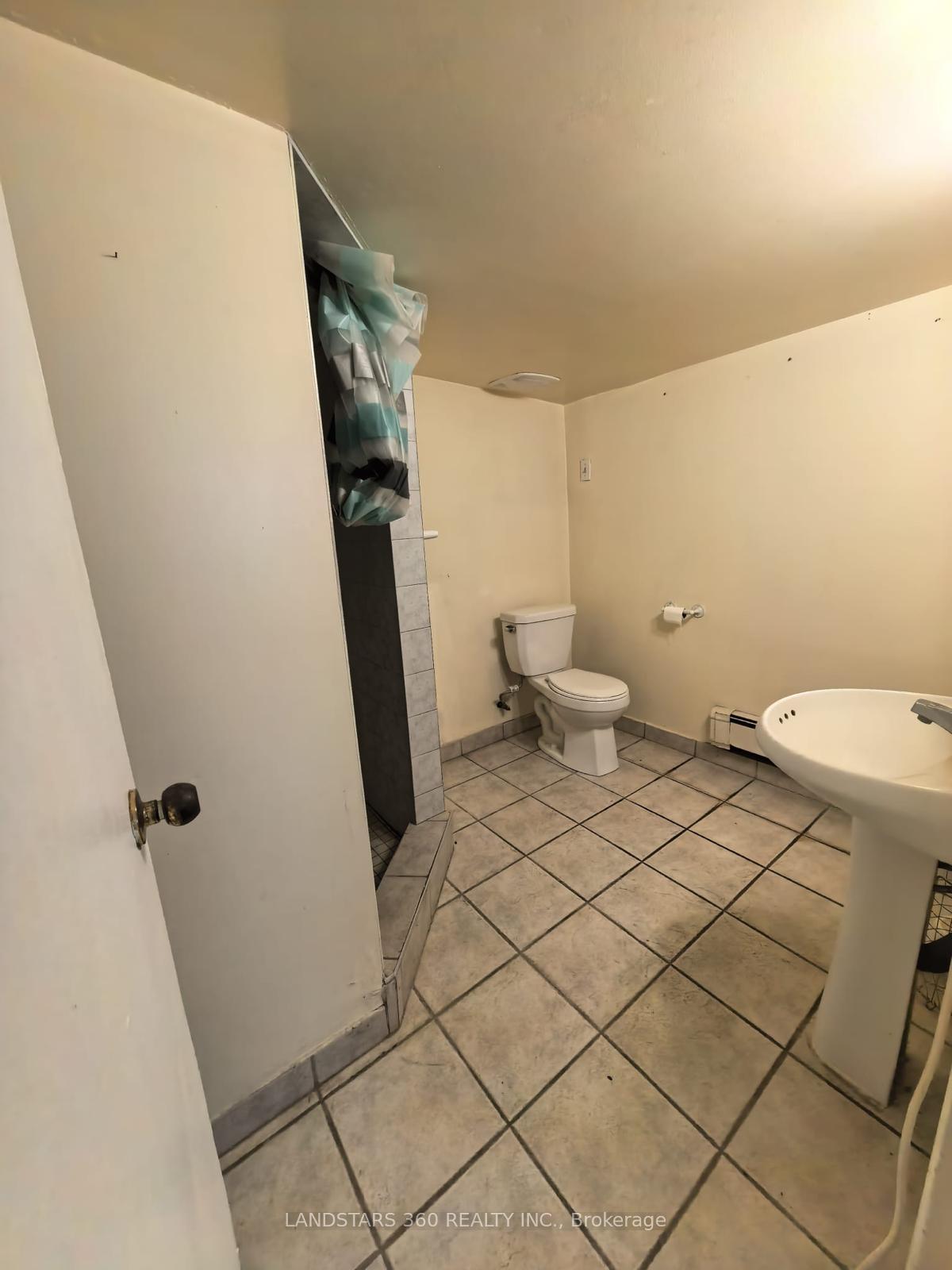 Photo 10 of Unit Basement, 72 Breithaupt Street, Waterloo, Mount Hope Huron Park — HOMEH