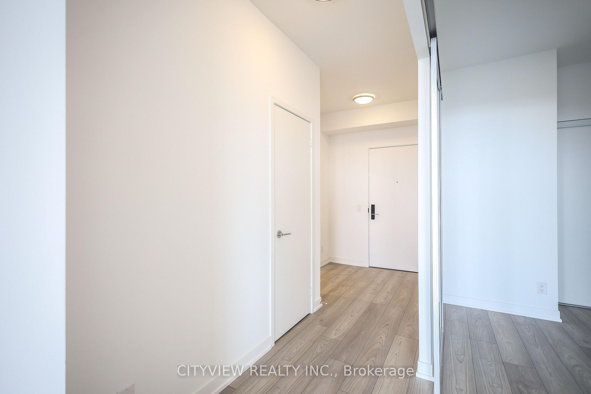 Photo 9 of Unit 913, 285 Dufferin Street, Toronto, South Parkdale — HOMEH