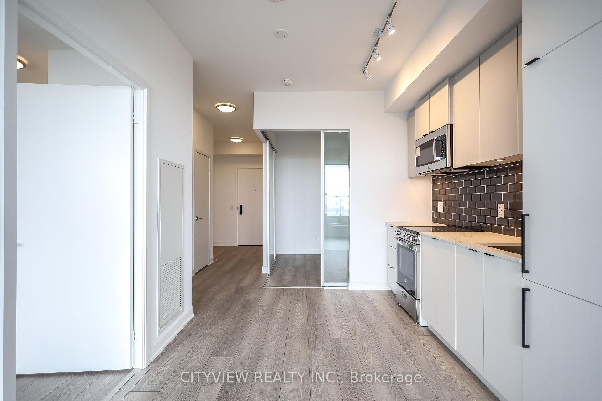 Photo 11 of Unit 913, 285 Dufferin Street, Toronto, South Parkdale — HOMEH