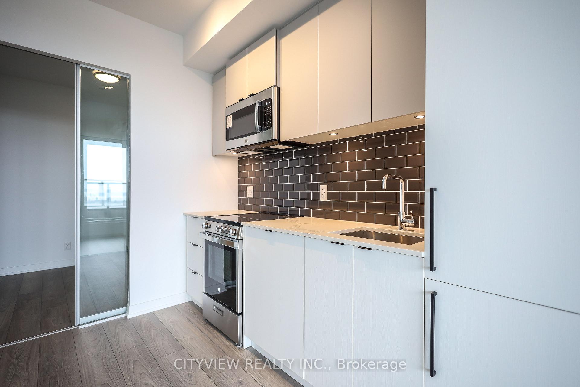 Photo 12 of Unit 913, 285 Dufferin Street, Toronto, South Parkdale — HOMEH