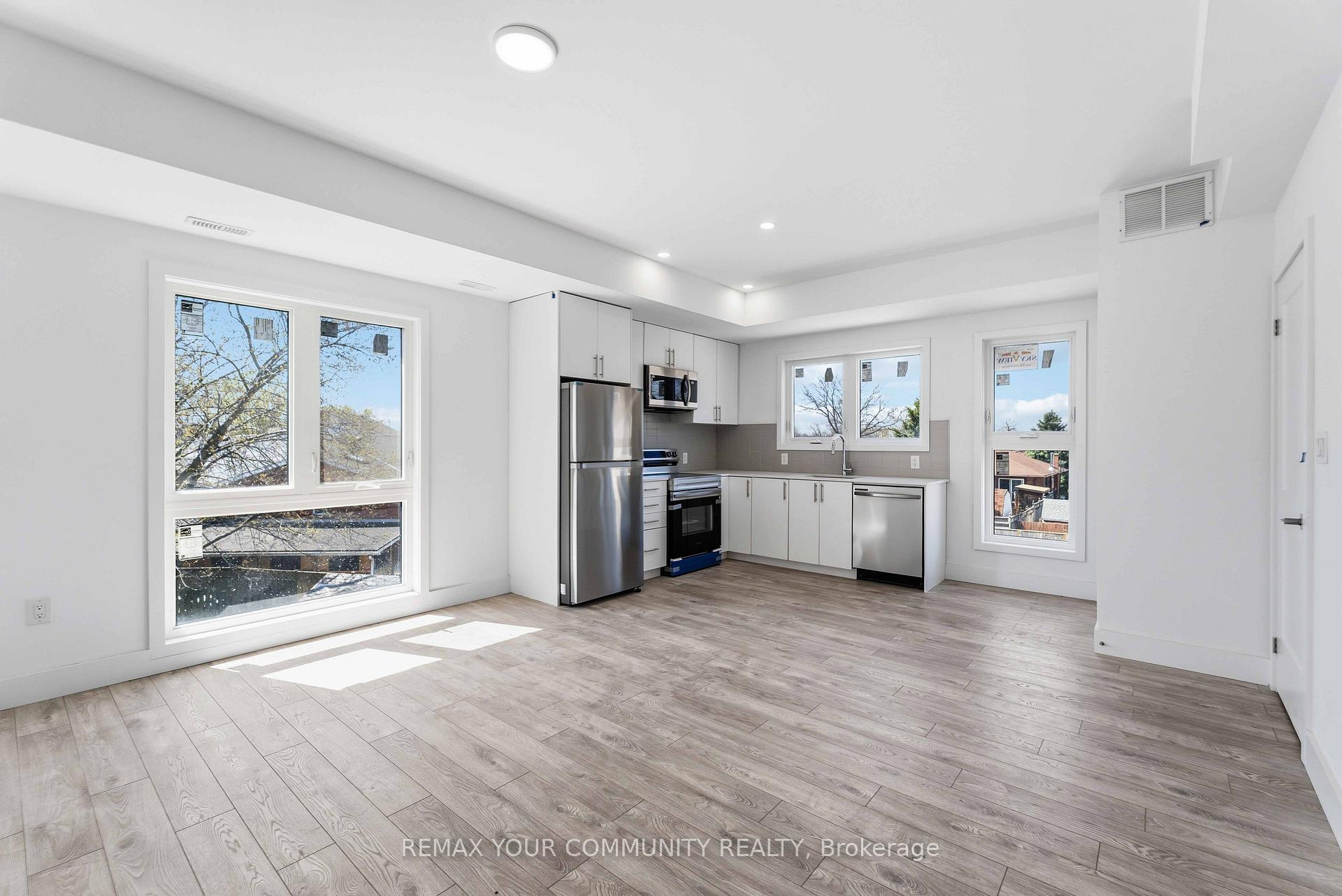 Photo 4 of Unit 315, 6638 McLeod Road, Niagara Falls, Oldfield — HOMEH