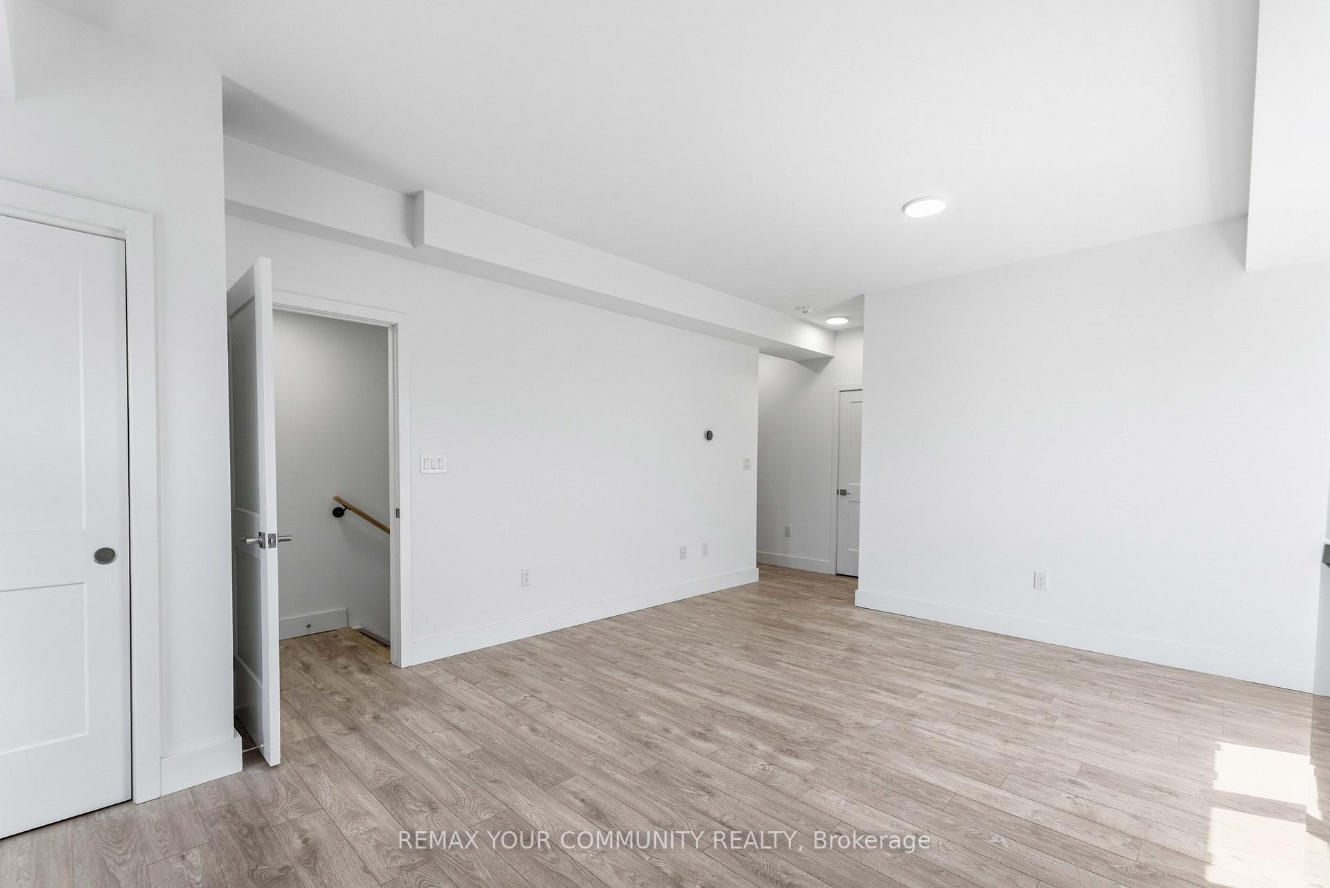 Photo 8 of Unit 315, 6638 McLeod Road, Niagara Falls, Oldfield — HOMEH
