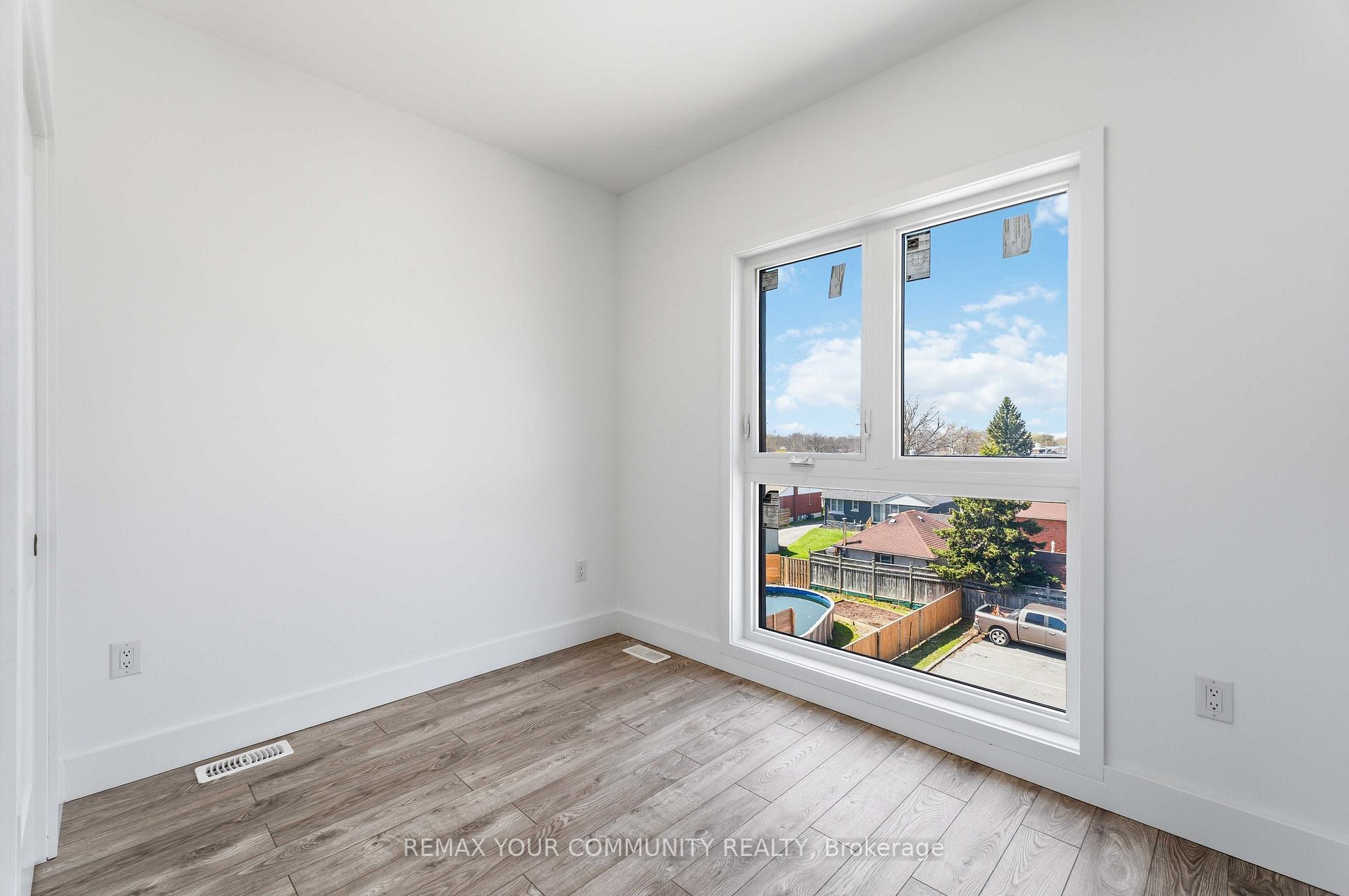 Photo 17 of Unit 315, 6638 McLeod Road, Niagara Falls, Oldfield — HOMEH