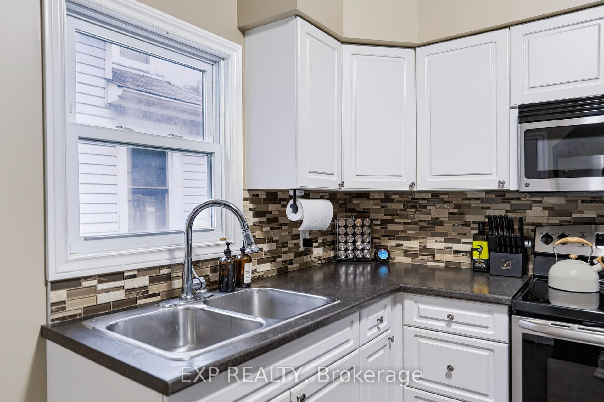 Photo 12 of 172 Lake Street, St. Catharines, Downtown — HOMEH