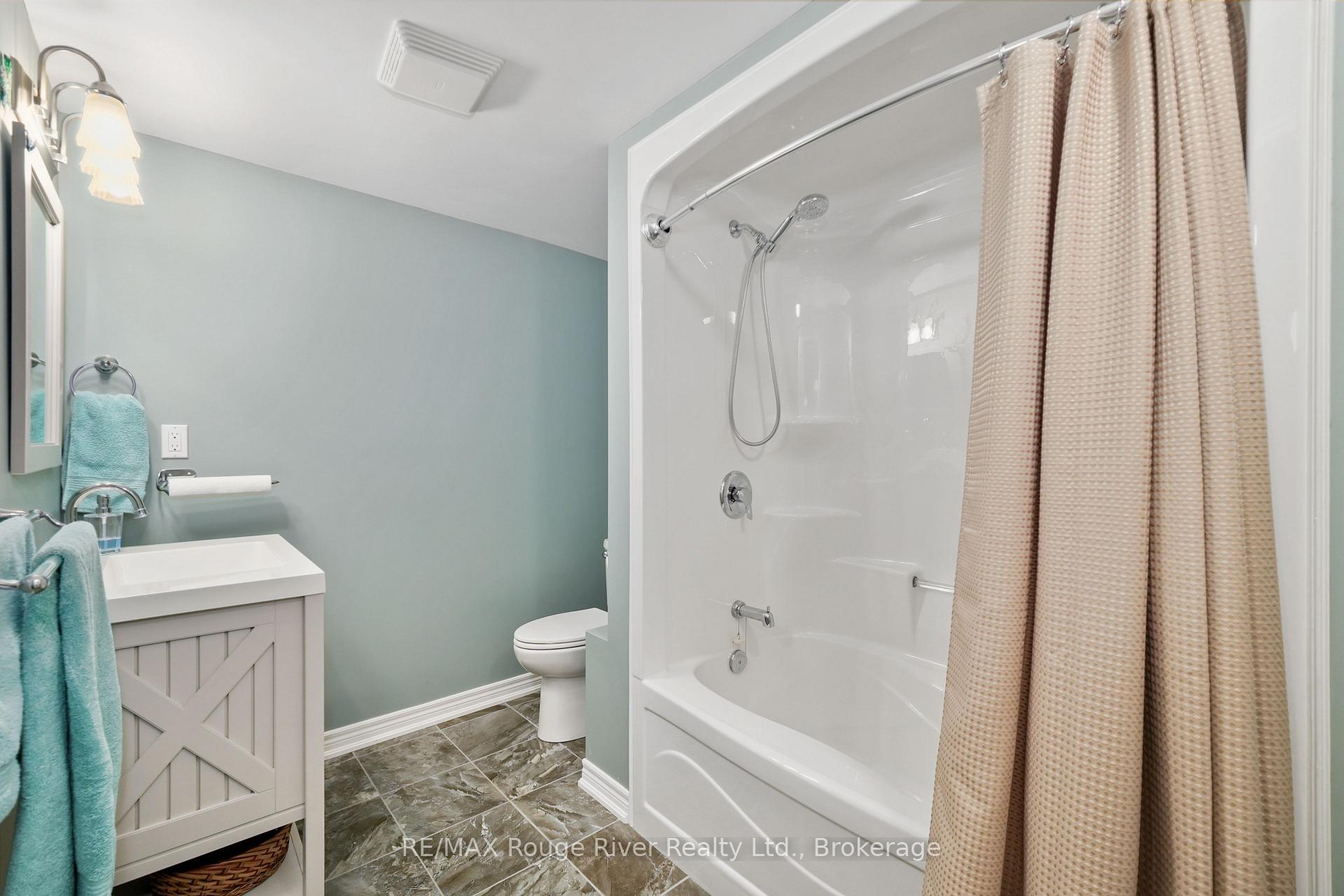 Photo 22 of 378 Lonsberry Drive, Cobourg — HOMEH