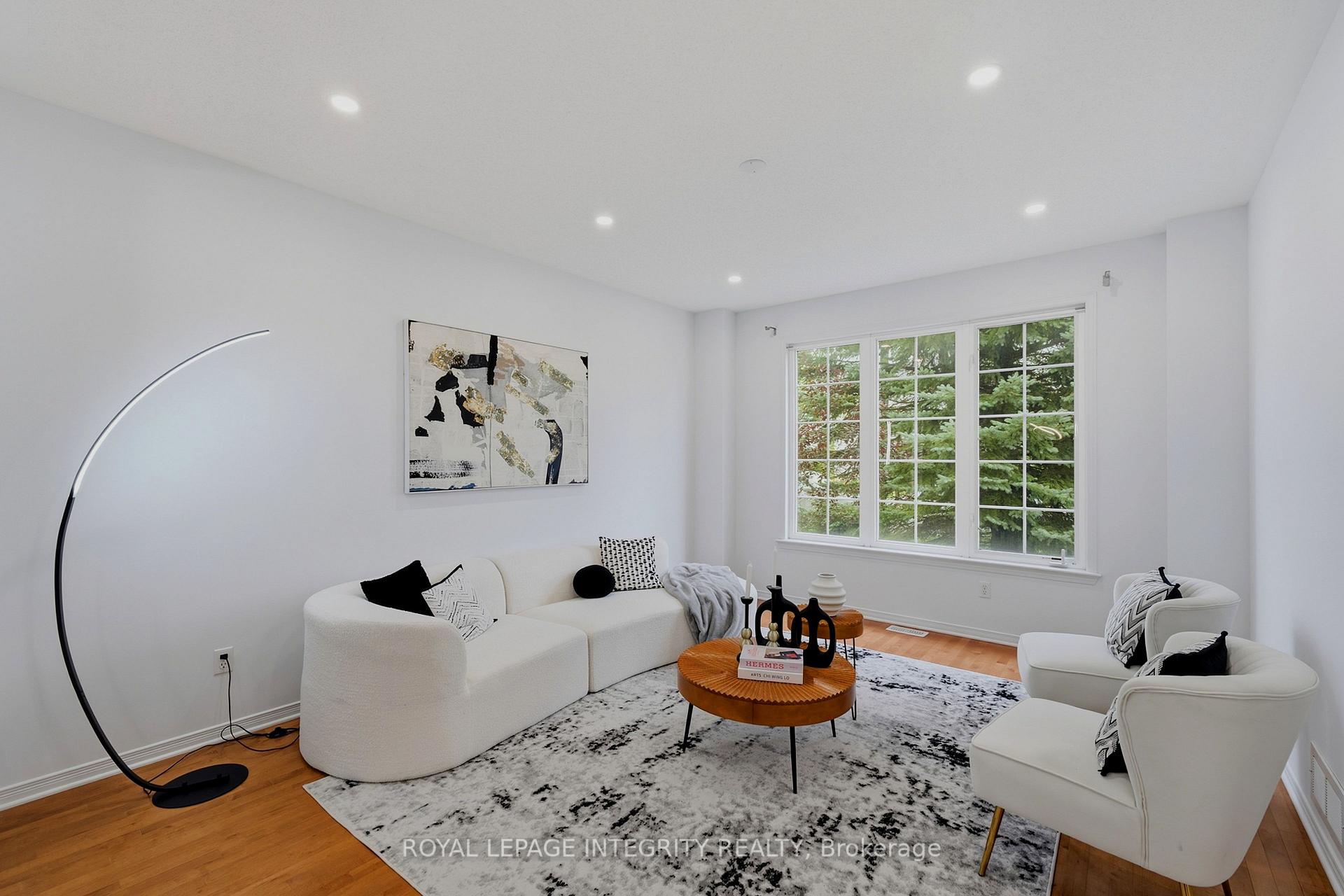 Photo 6 of 176 Windance Crescent, Ottawa, Kanata - Morgan's Grant/South March — HOMEH