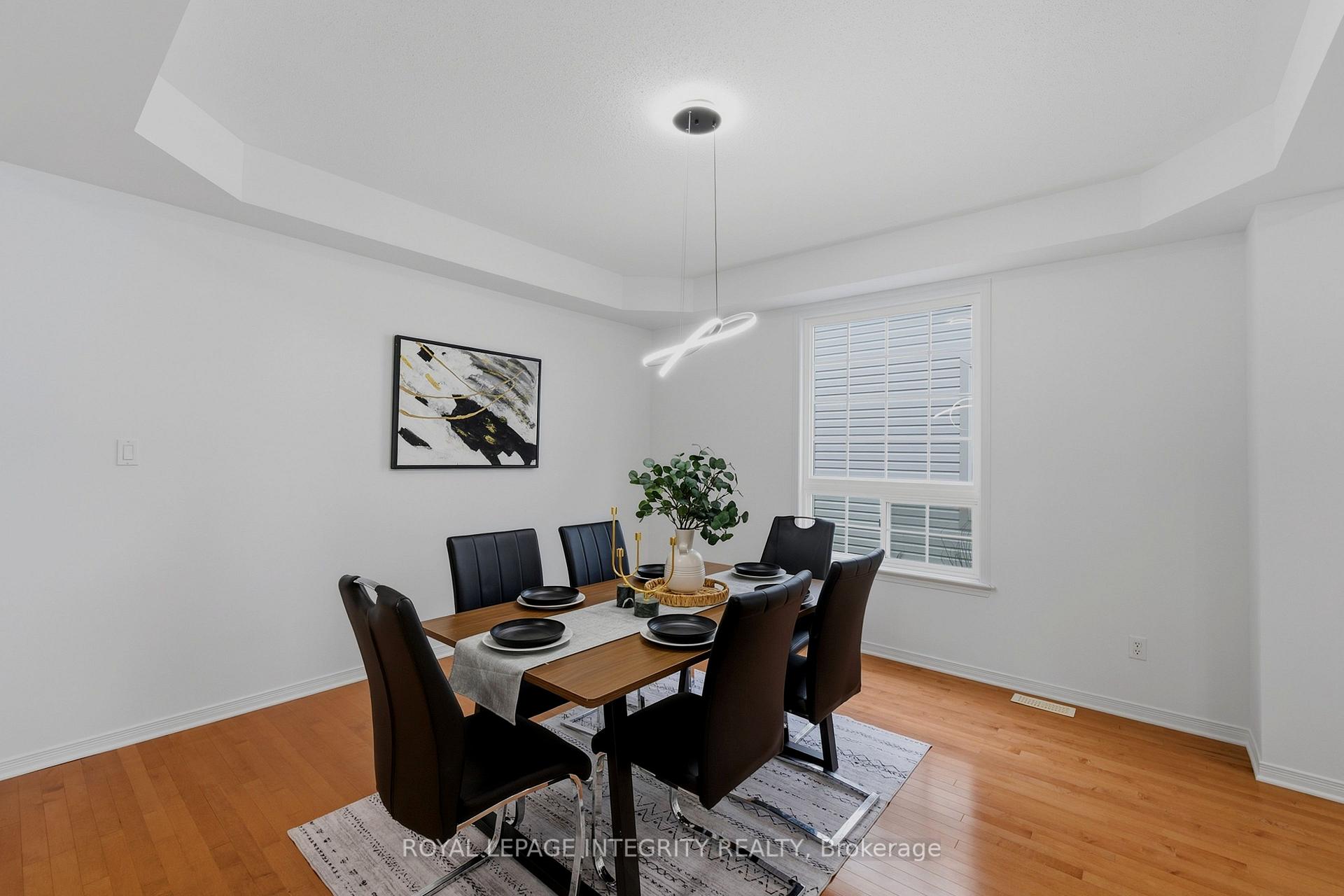 Photo 9 of 176 Windance Crescent, Ottawa, Kanata - Morgan's Grant/South March — HOMEH