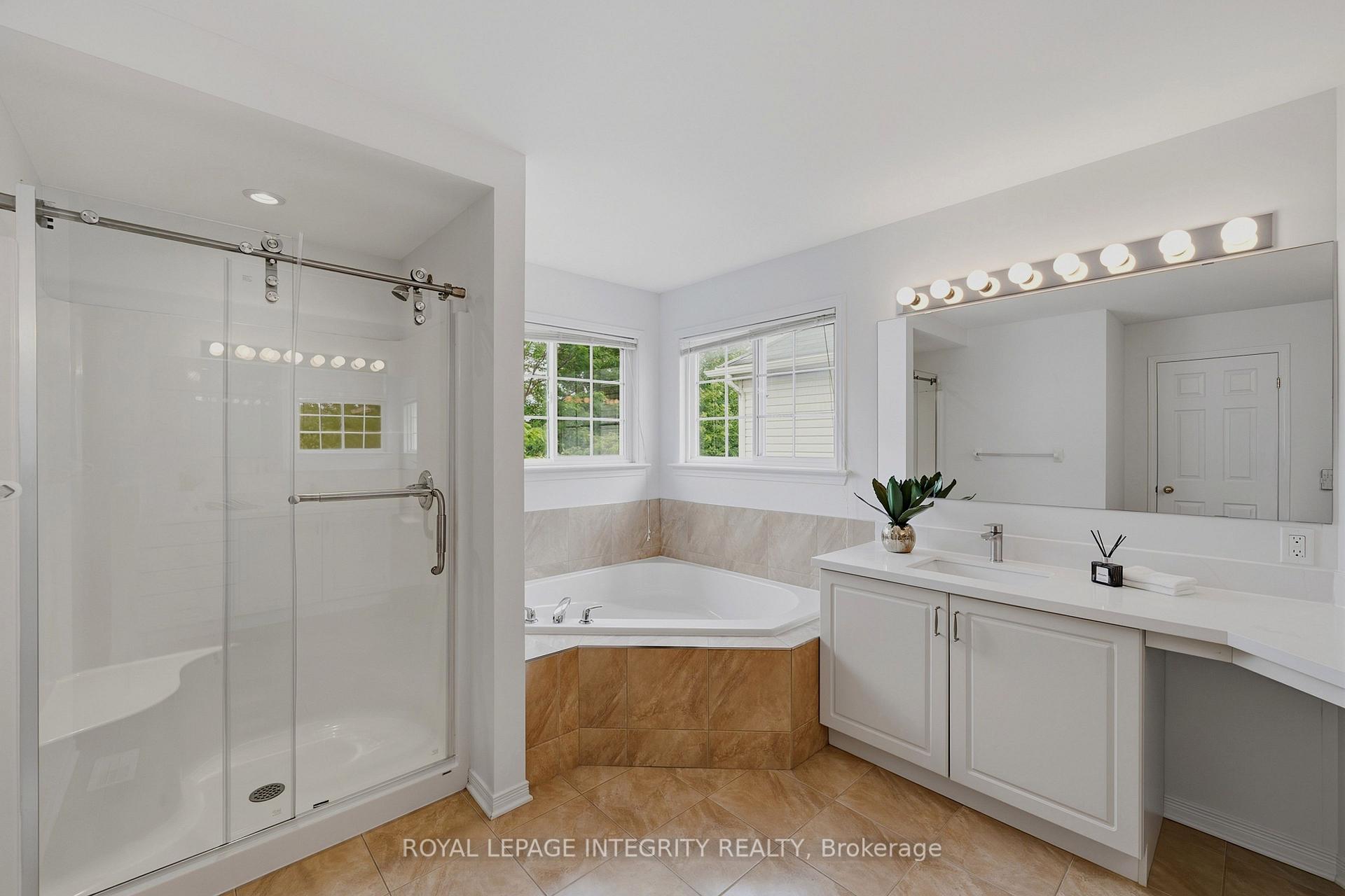 Photo 32 of 176 Windance Crescent, Ottawa, Kanata - Morgan's Grant/South March — HOMEH