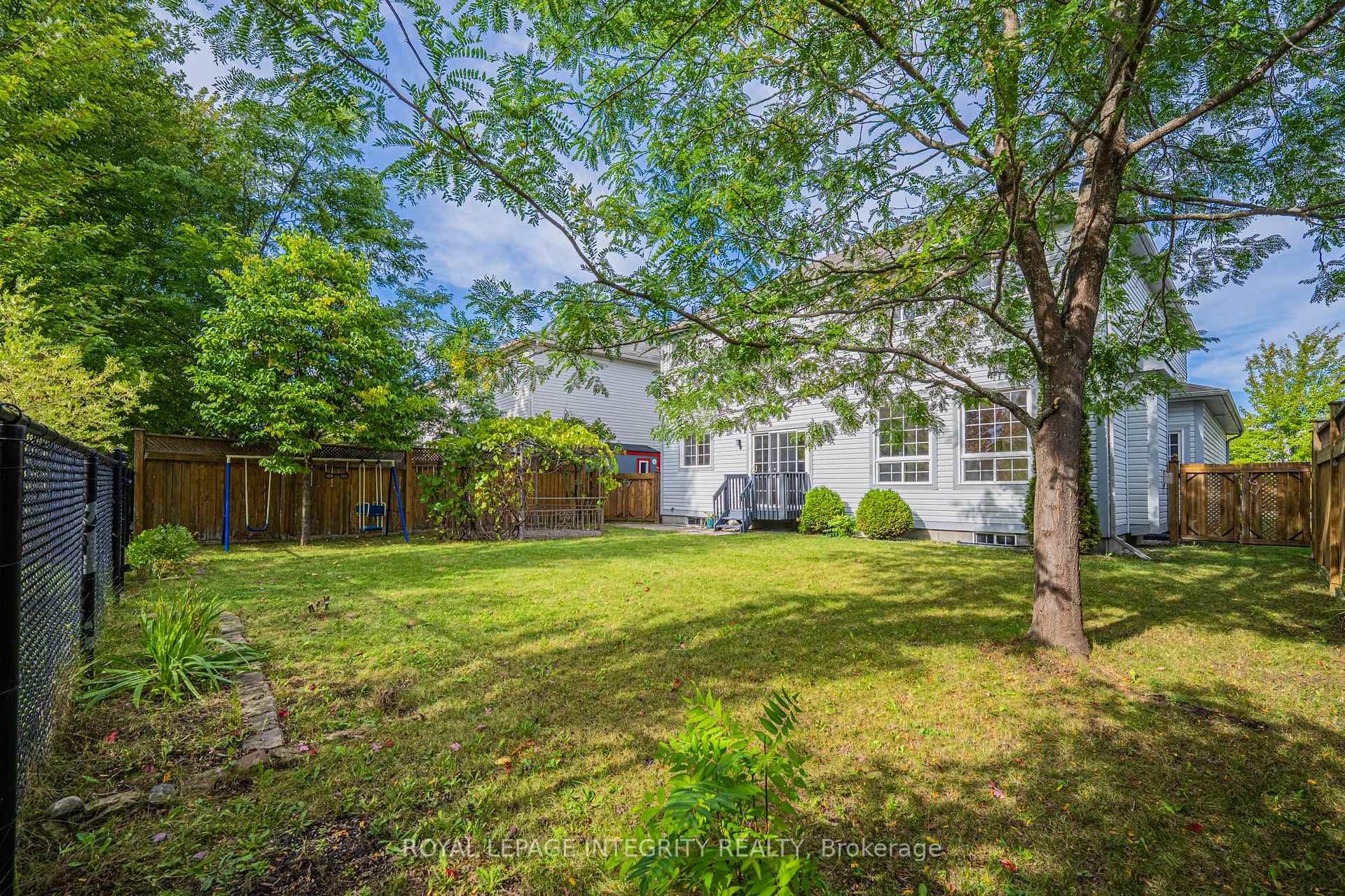 Photo 44 of 176 Windance Crescent, Ottawa, Kanata - Morgan's Grant/South March — HOMEH