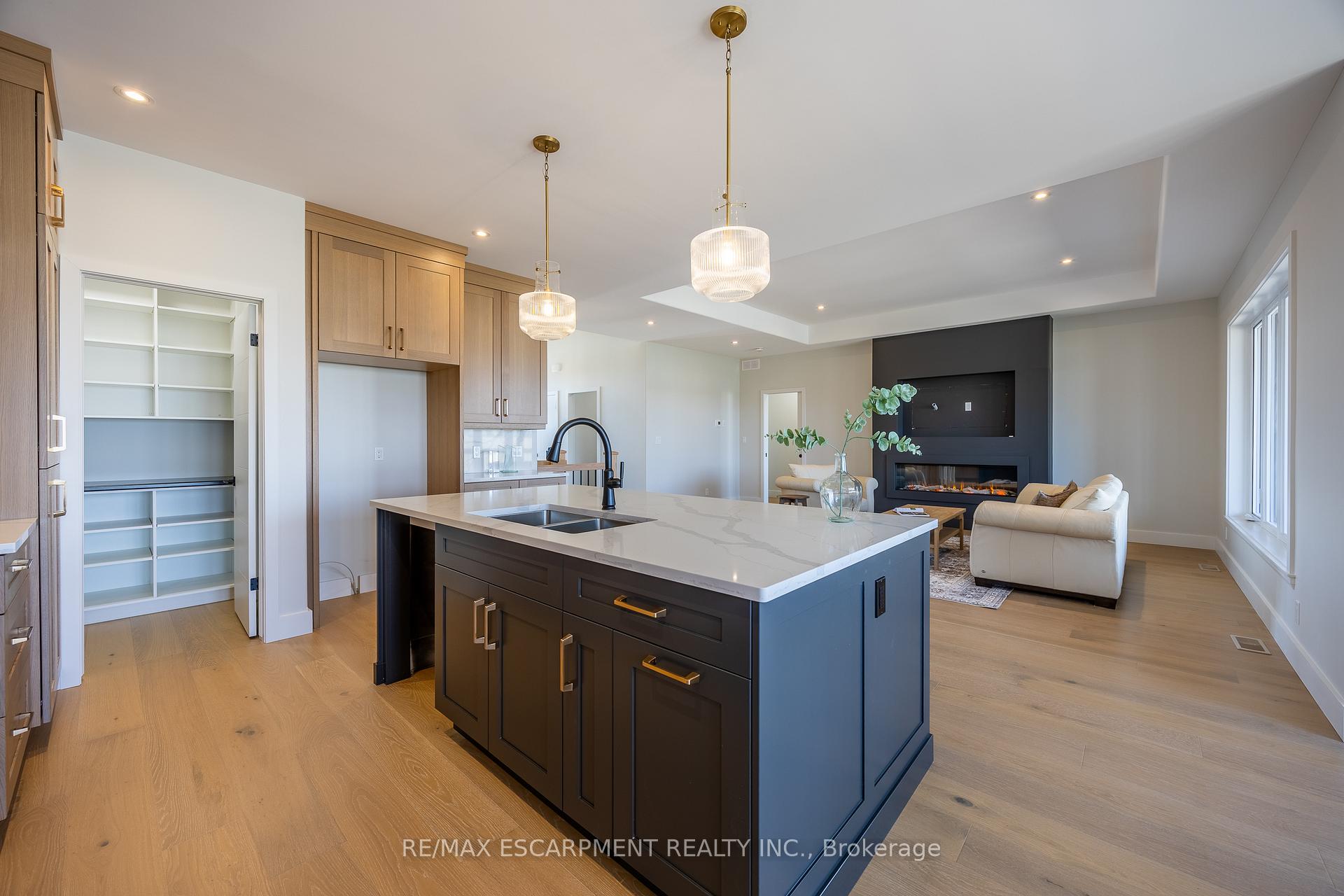 Photo 14 of 34 Andrew Avenue, Norfolk, Simcoe — HOMEH