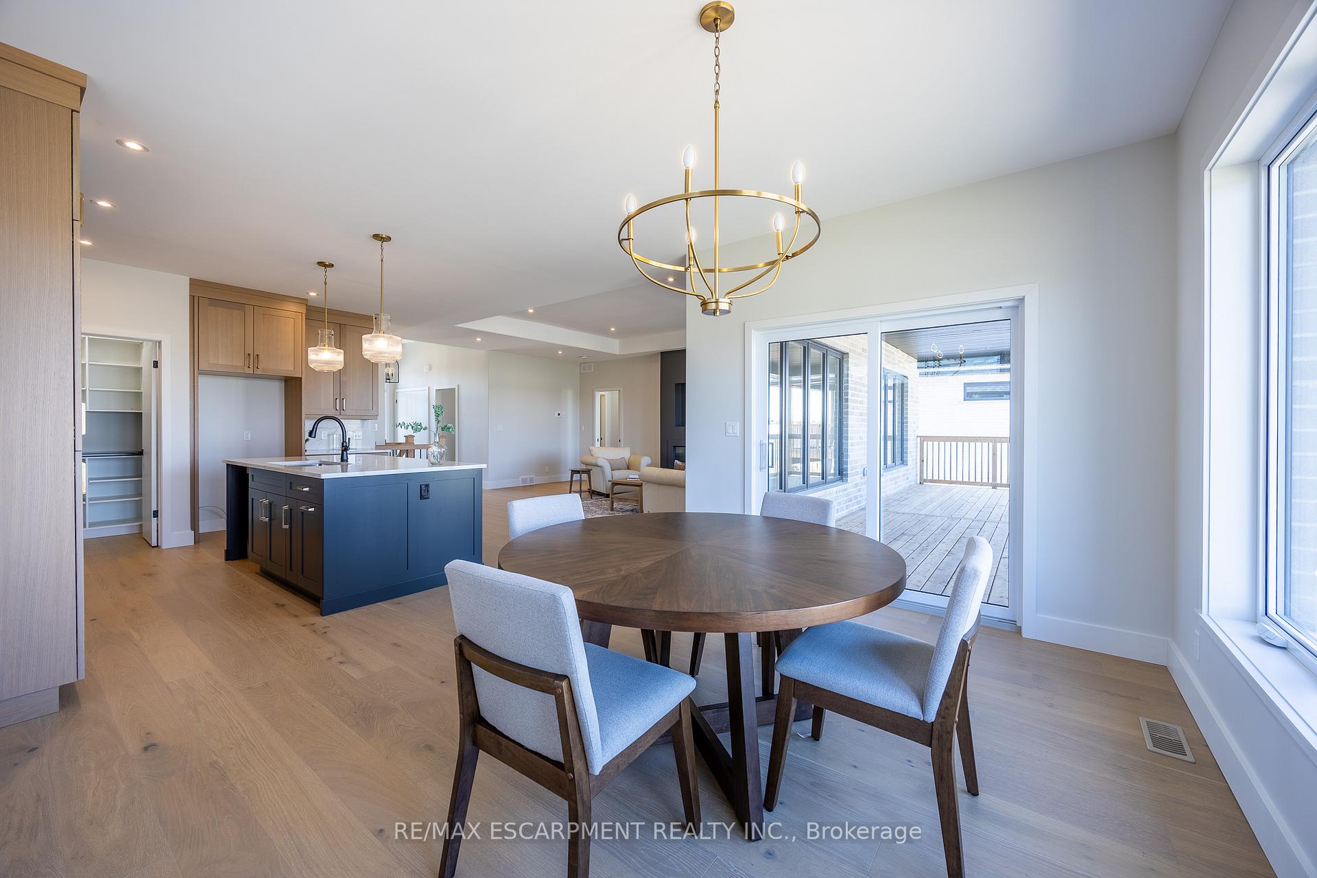 Photo 17 of 34 Andrew Avenue, Norfolk, Simcoe — HOMEH
