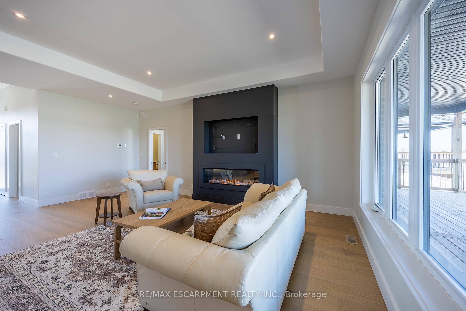 Photo 18 of 34 Andrew Avenue, Norfolk, Simcoe — HOMEH