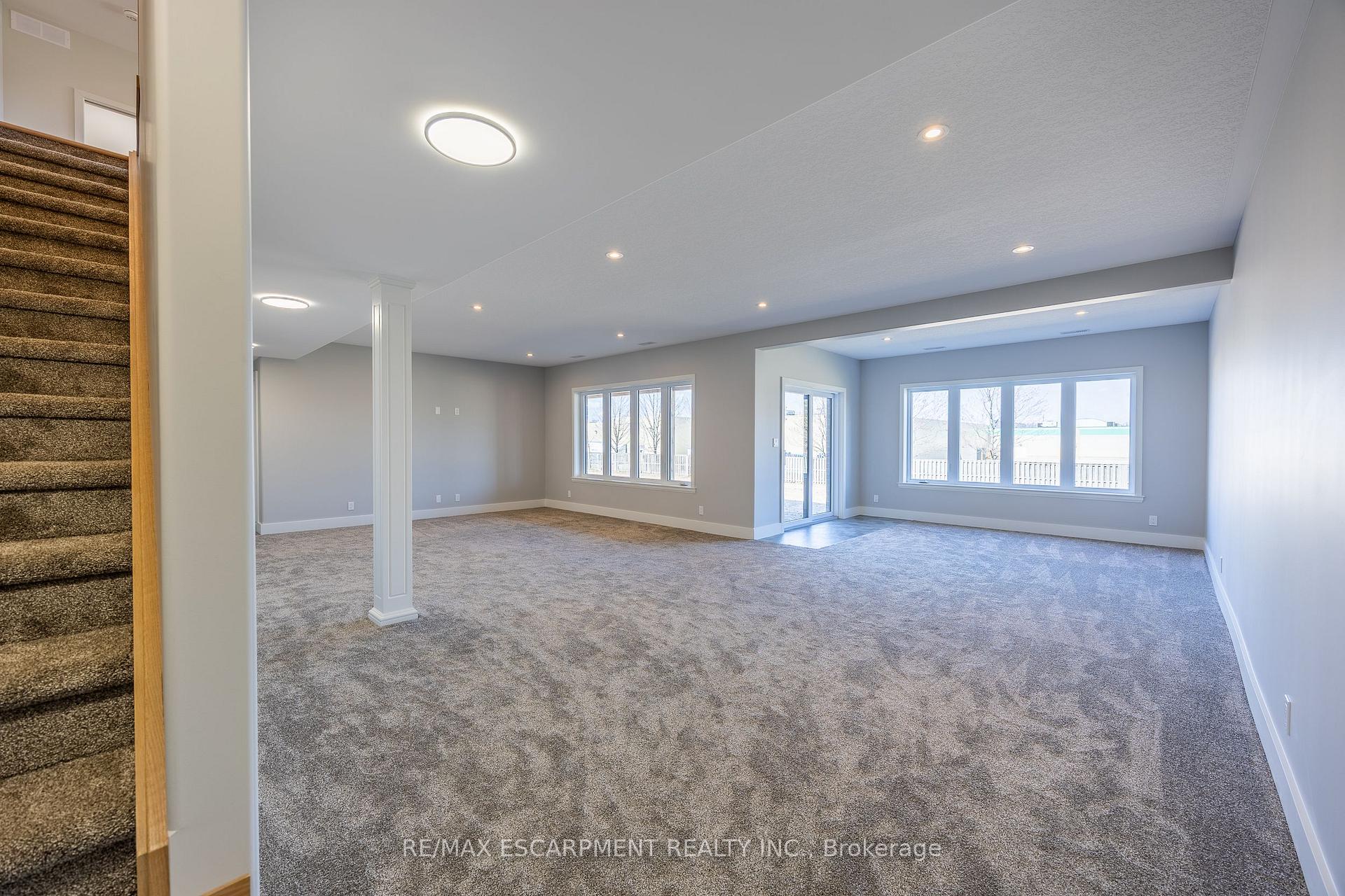 Photo 24 of 34 Andrew Avenue, Norfolk, Simcoe — HOMEH