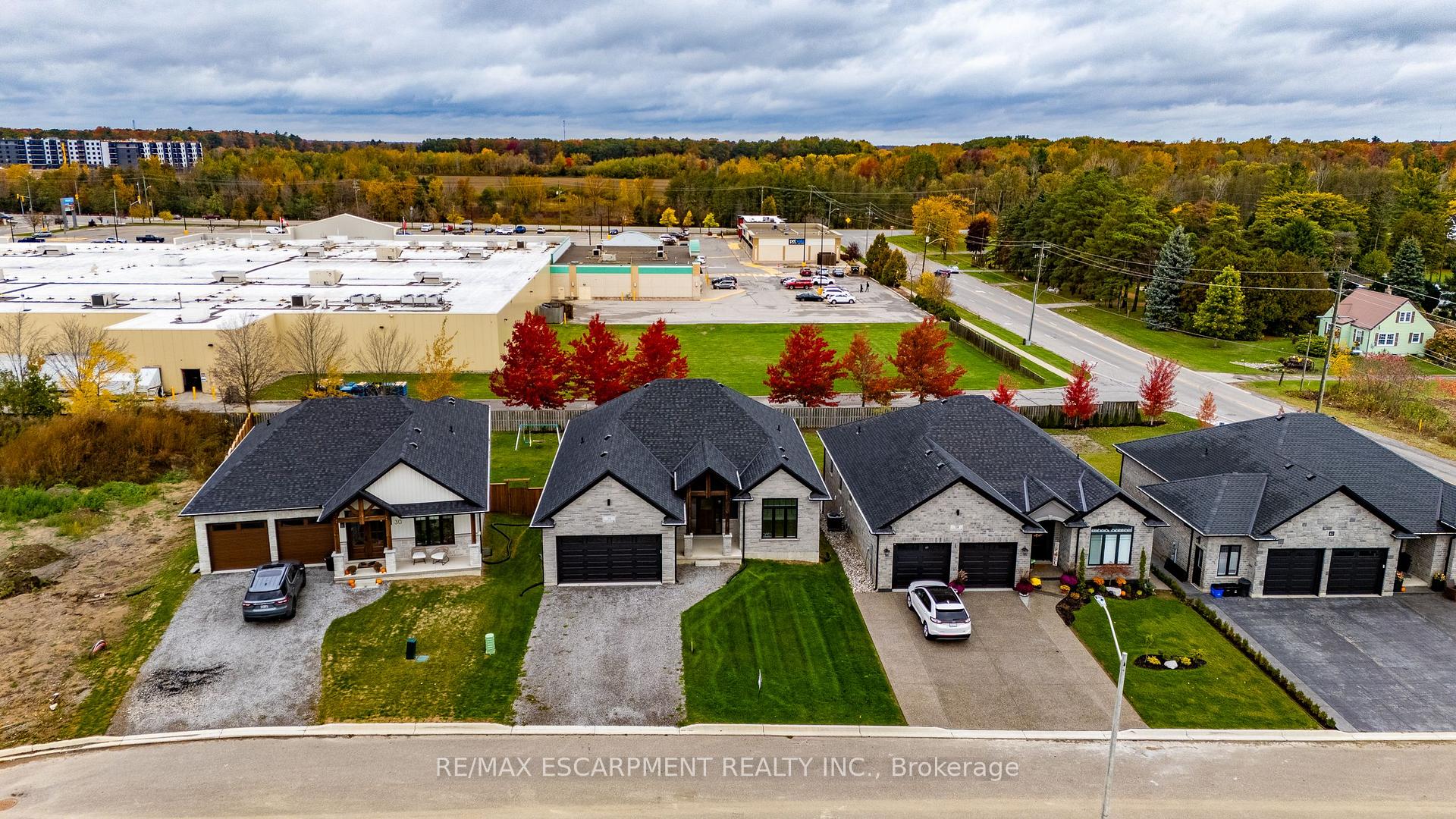 Photo 32 of 34 Andrew Avenue, Norfolk, Simcoe — HOMEH