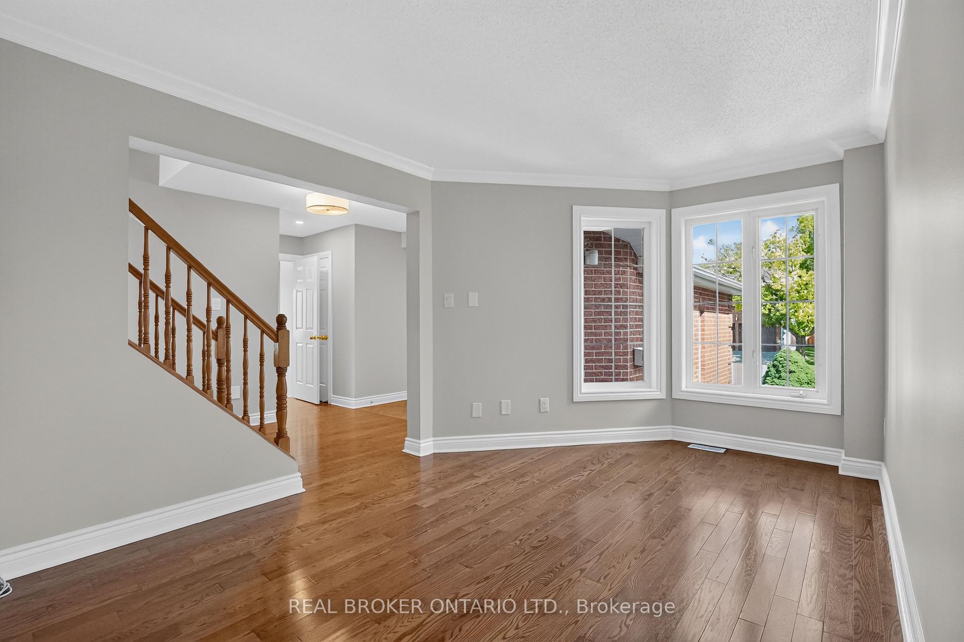 Photo 5 of 56 Bannock Crescent, Ottawa, Kanata - Morgan's Grant/South March — HOMEH