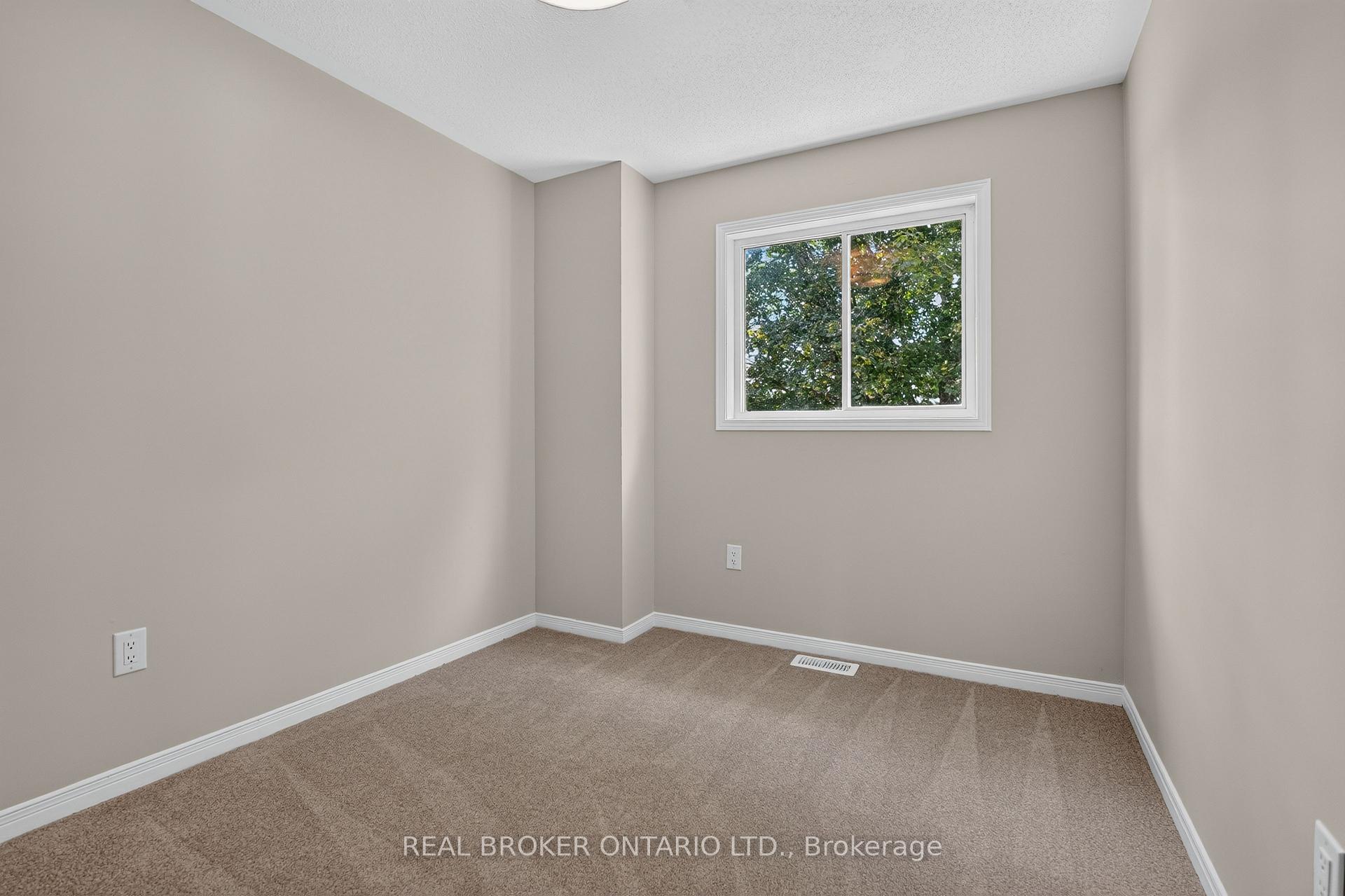 Photo 31 of 56 Bannock Crescent, Ottawa, Kanata - Morgan's Grant/South March — HOMEH