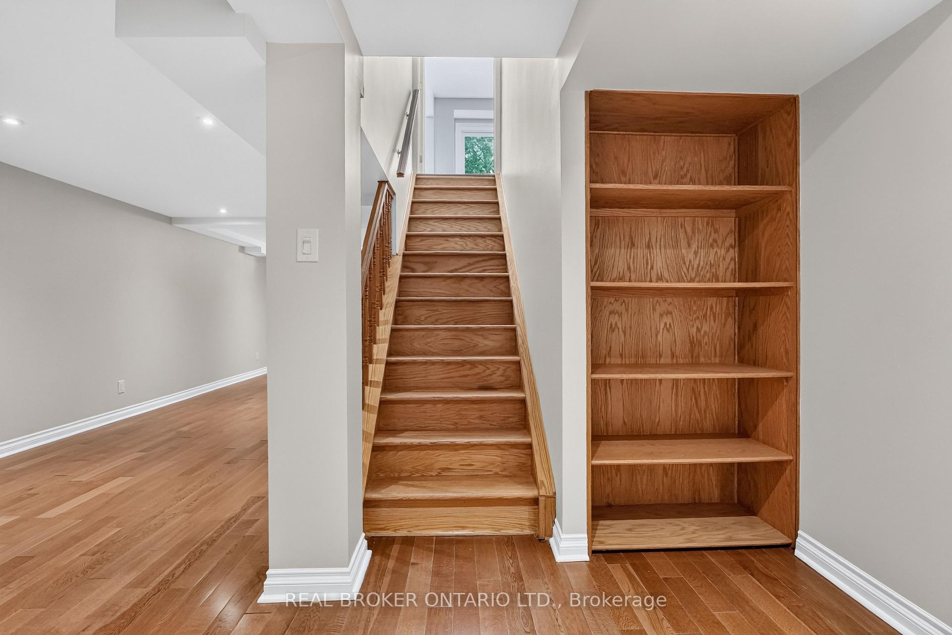 Photo 34 of 56 Bannock Crescent, Ottawa, Kanata - Morgan's Grant/South March — HOMEH