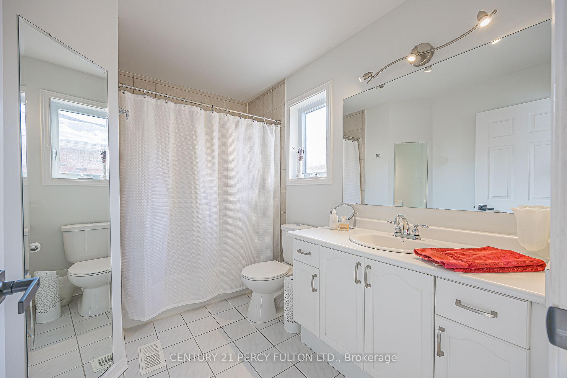 Photo 16 of 84 Loraview Lane, Aurora, Aurora Highlands — HOMEH