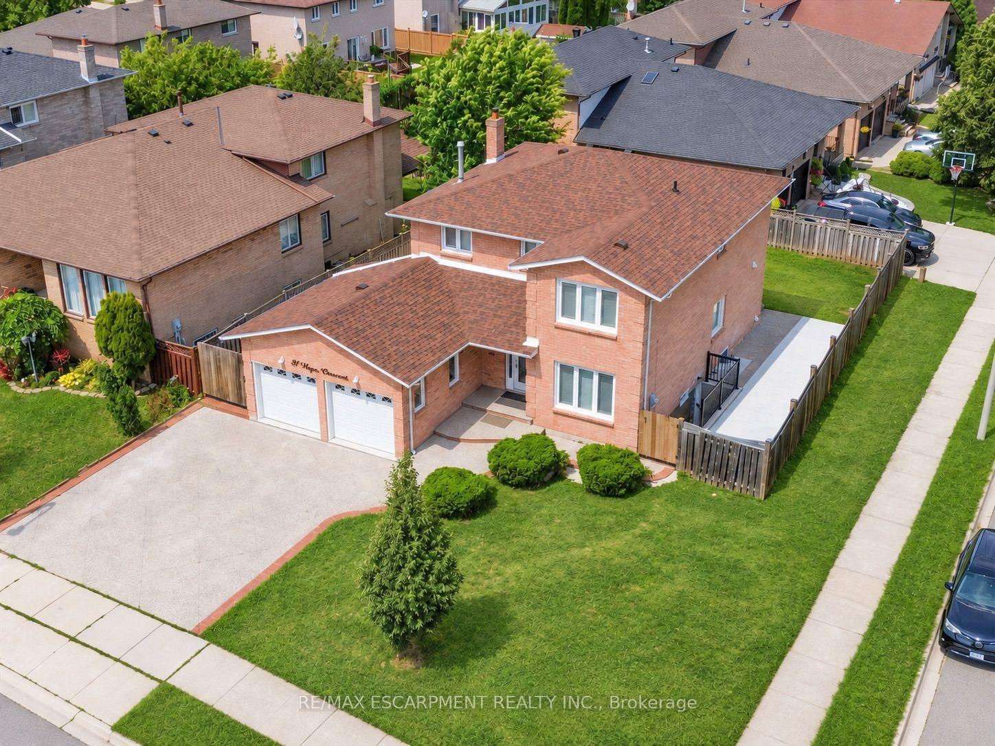 Photo 47 of 31 Vega Crescent, Hamilton, Stoney Creek — HOMEH