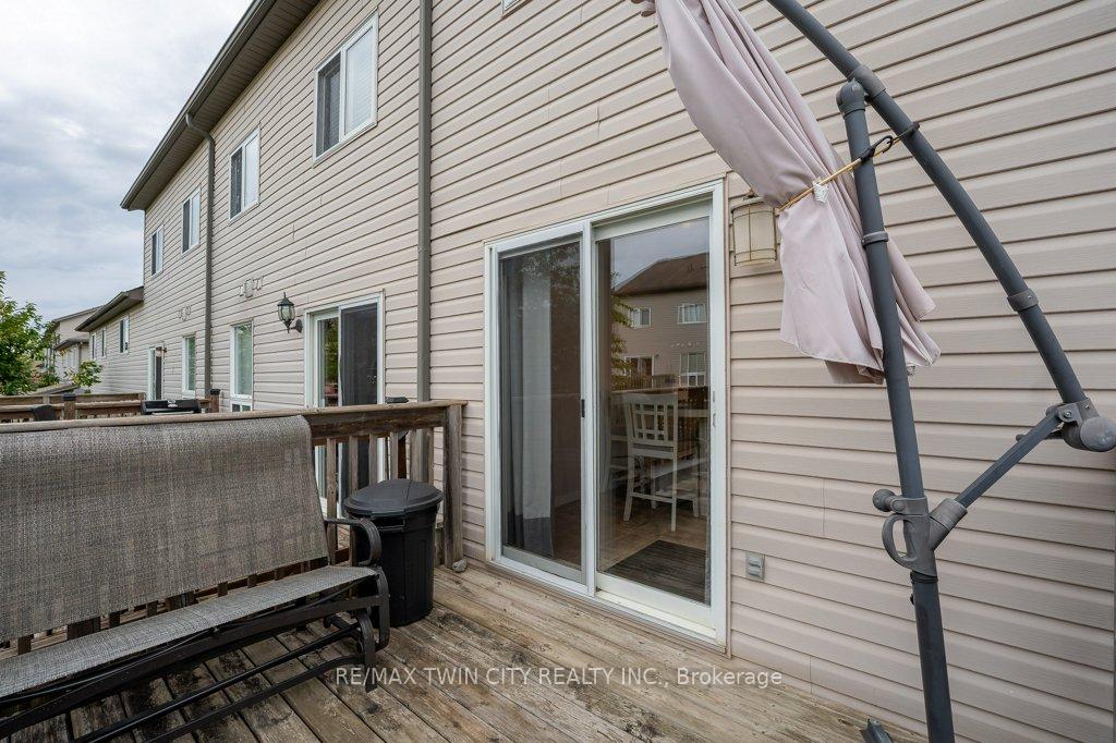 Photo 24 of 41 Madeleine Street, Kitchener, Huron Park — HOMEH