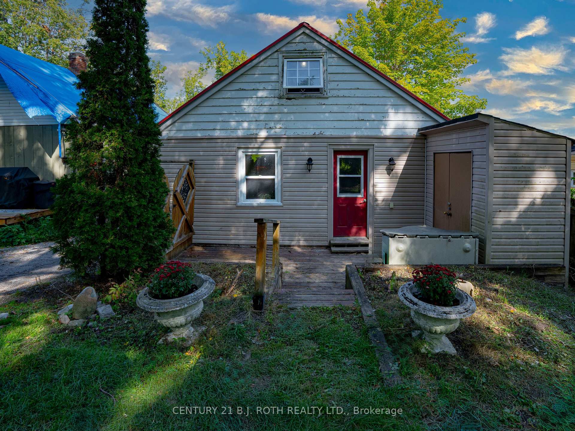 Photo 11 of 167 Laclie Street, Orillia — HOMEH
