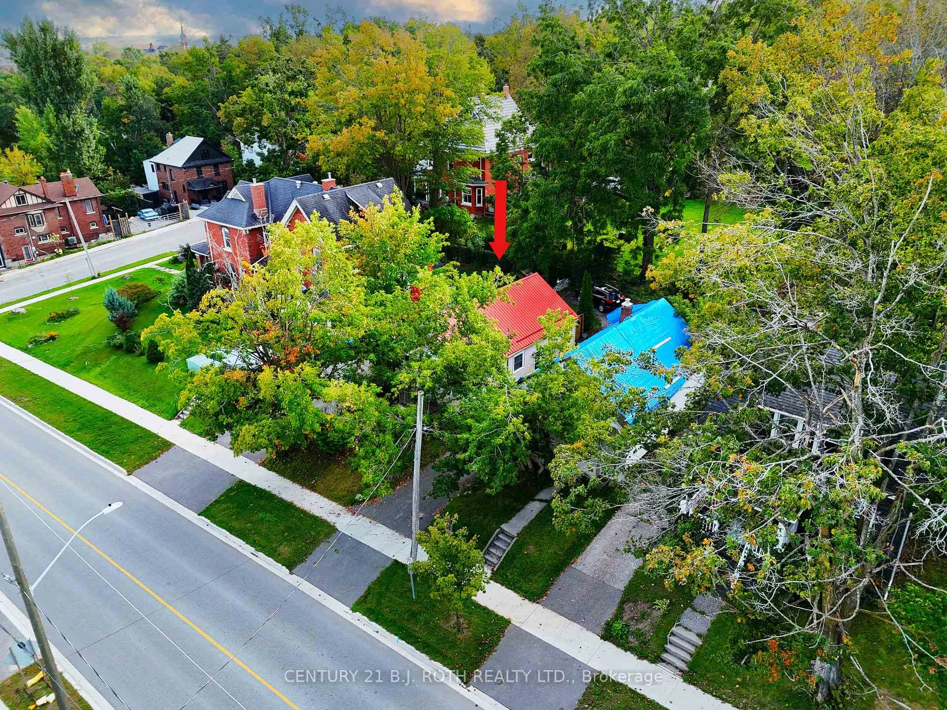 Photo 16 of 167 Laclie Street, Orillia — HOMEH