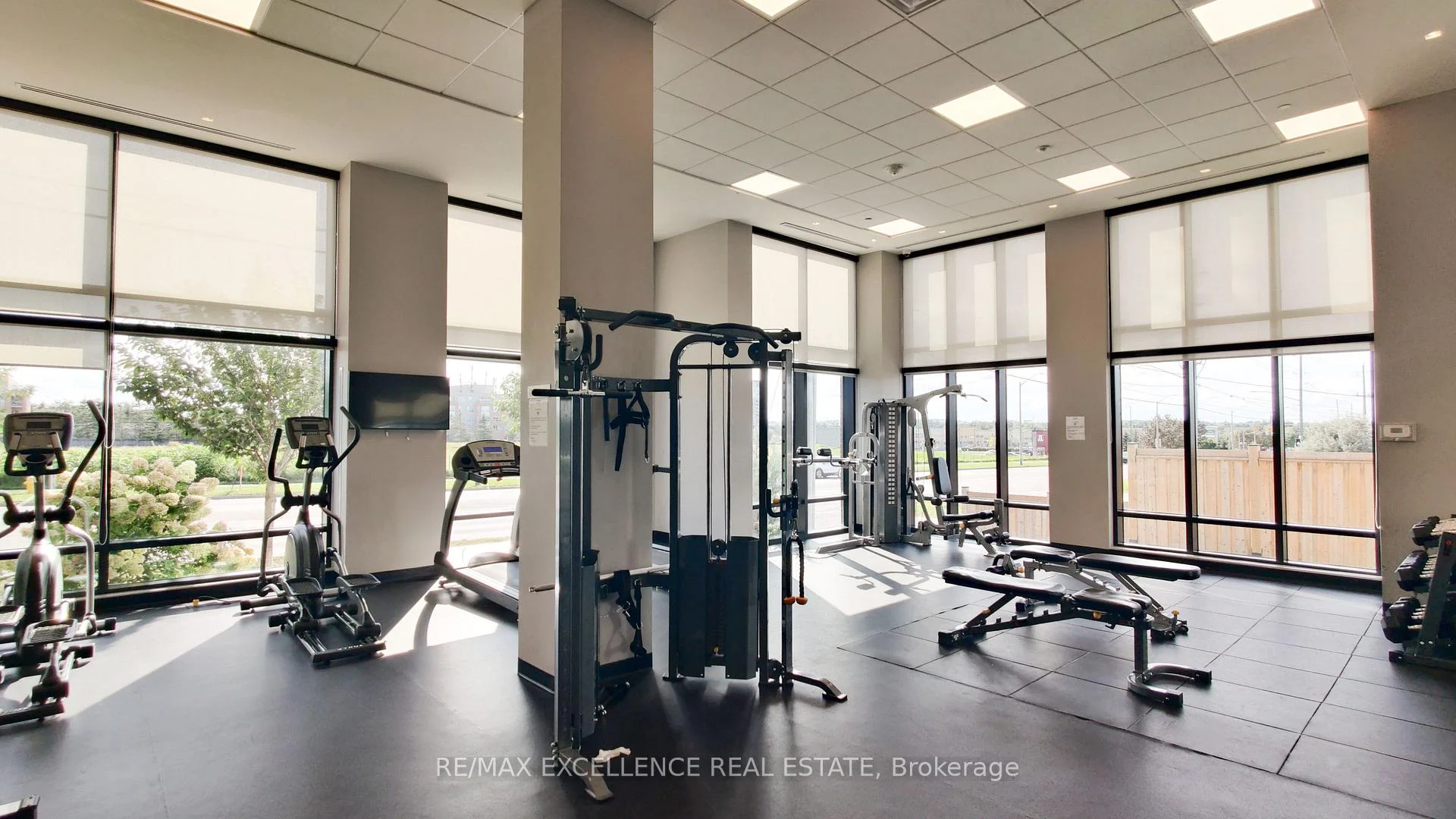 Photo 5 of Unit 524, 681 Yonge Street, Barrie, Painswick South — HOMEH