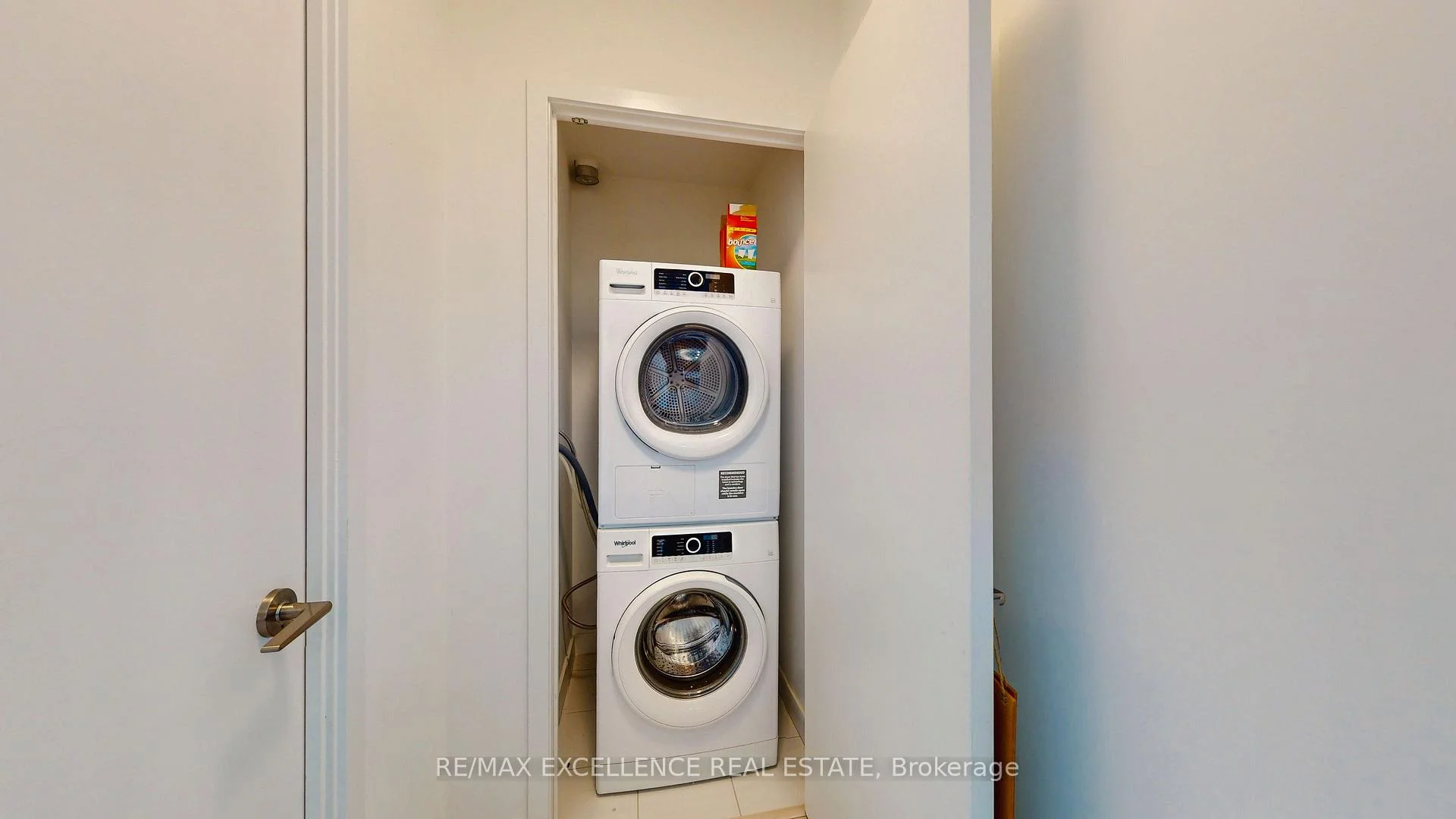 Photo 8 of Unit 524, 681 Yonge Street, Barrie, Painswick South — HOMEH